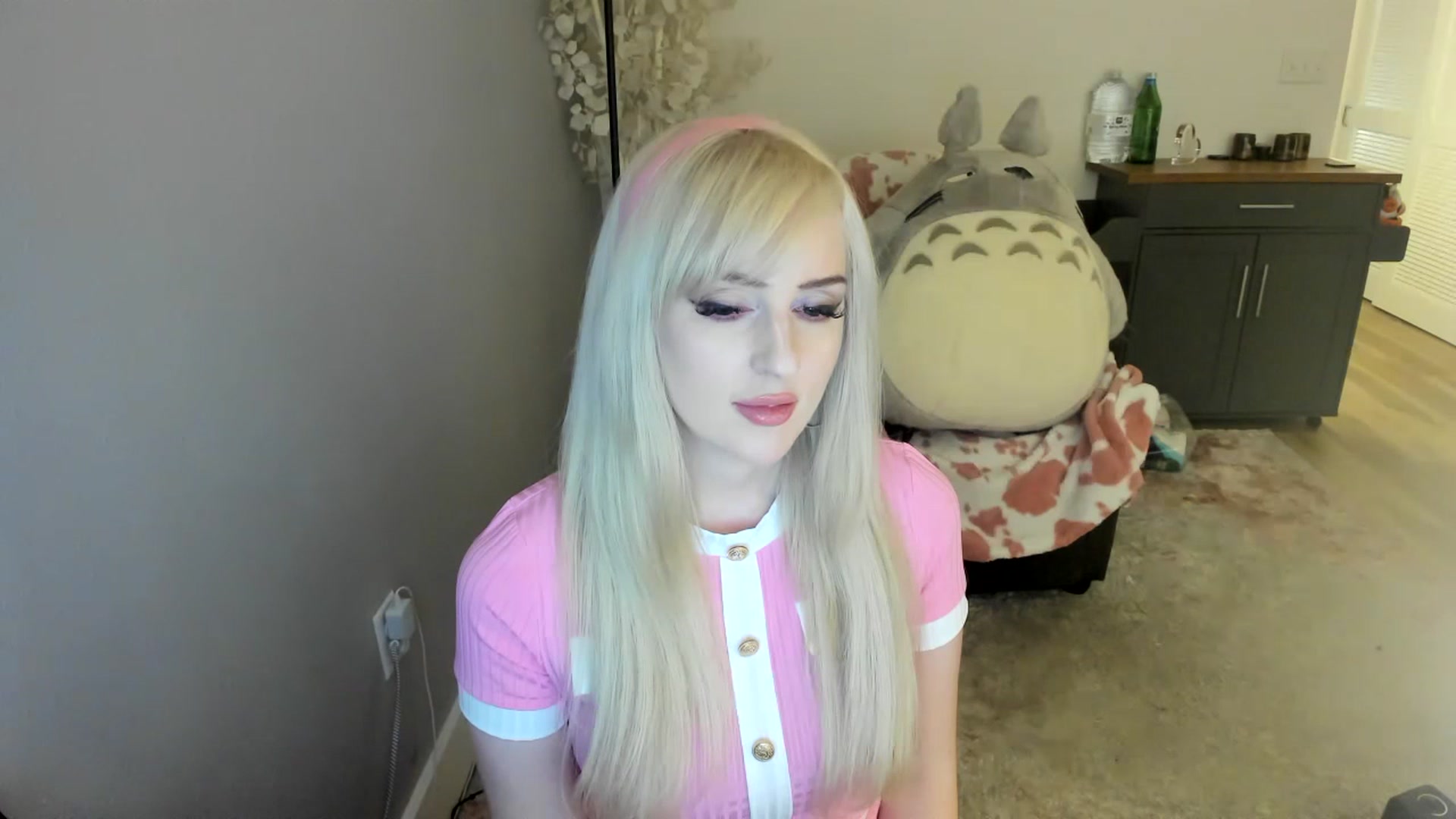Gallery image thumbnail from Milk_Party's myfreecams stream on, 07/16/2023, 02:06 image 11 of 20