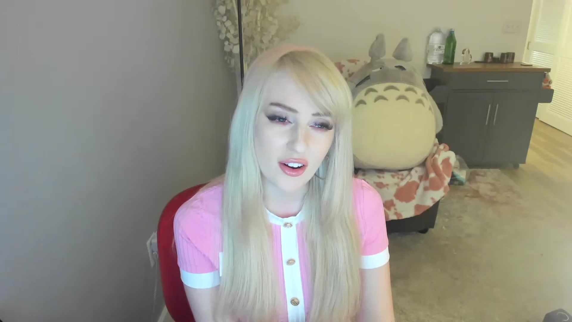 Gallery image thumbnail from Milk_Party's myfreecams stream on, 07/16/2023, 02:06 image 2 of 20