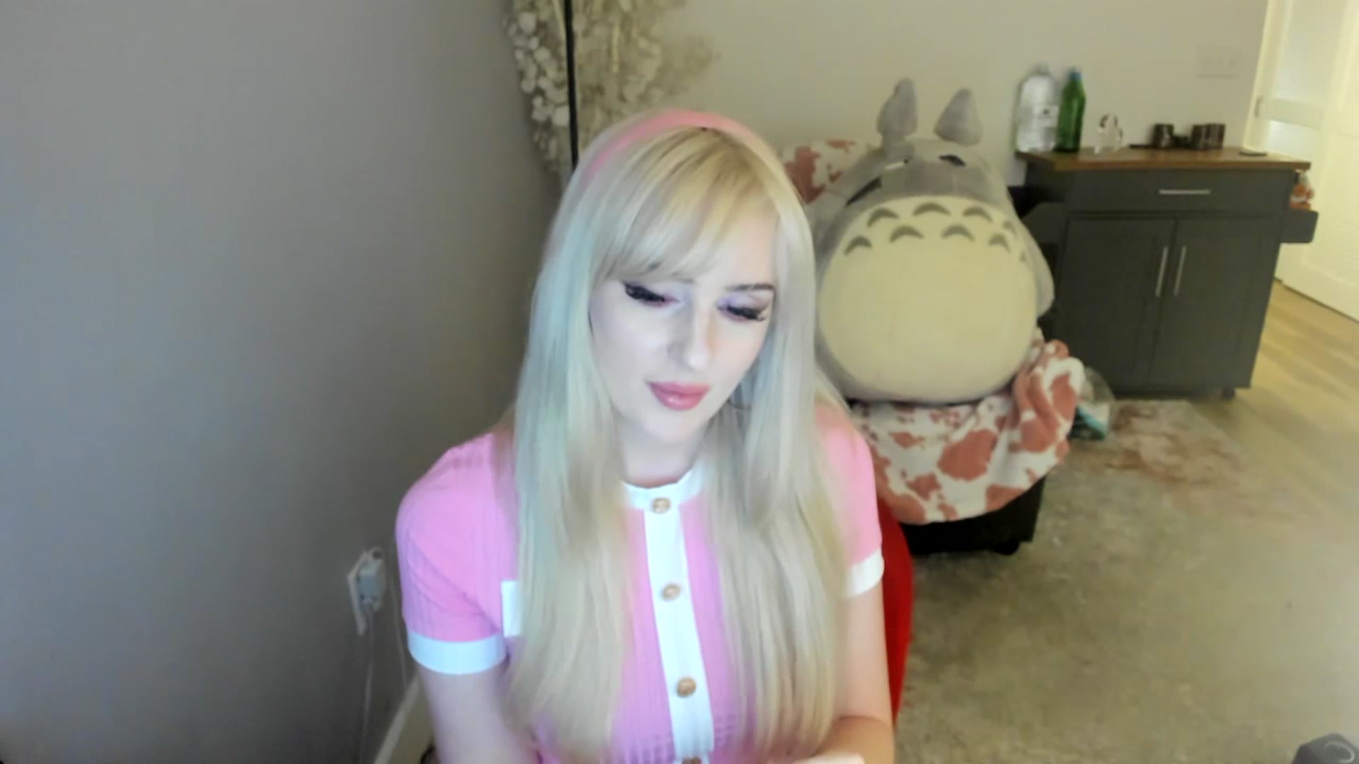 Gallery image thumbnail from Milk_Party's myfreecams stream on, 07/16/2023, 02:06 image 17 of 20