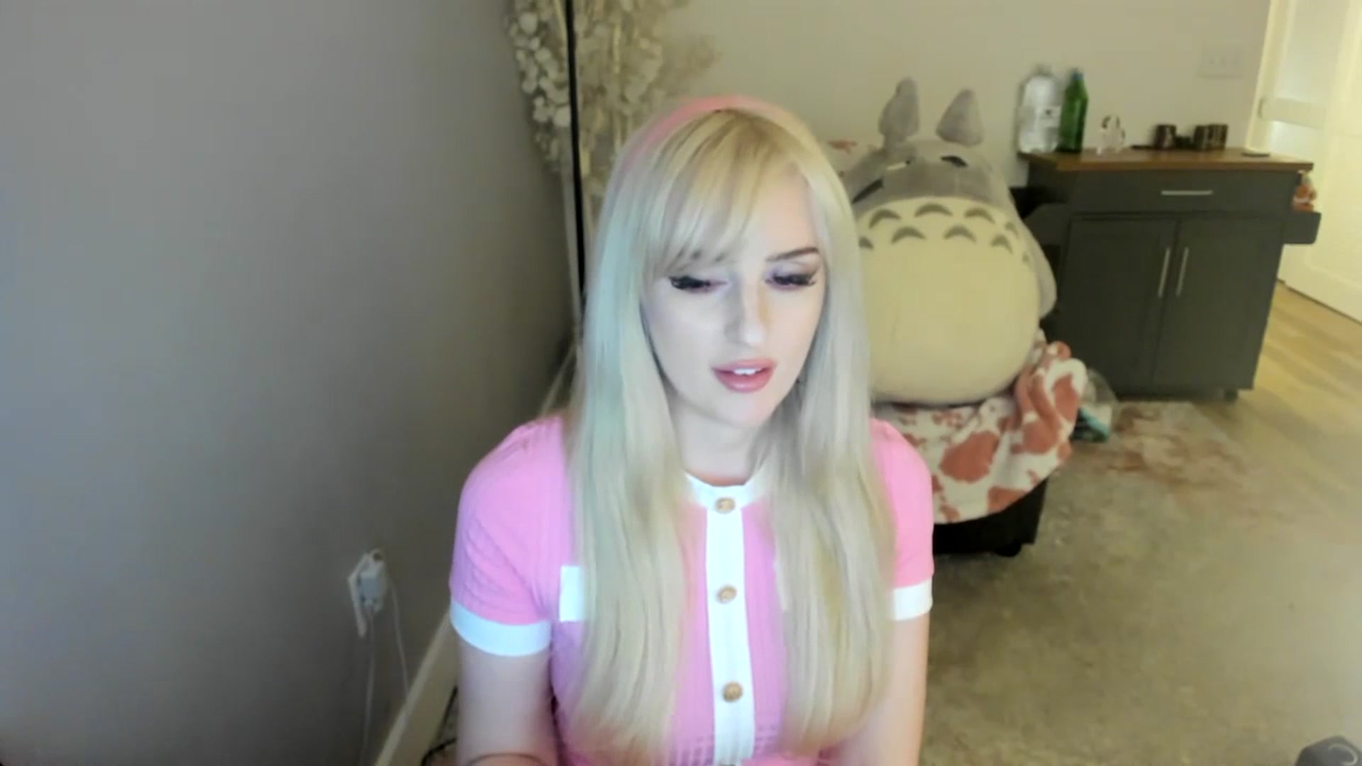 Gallery image thumbnail from Milk_Party's myfreecams stream on, 07/16/2023, 02:06 image 15 of 20