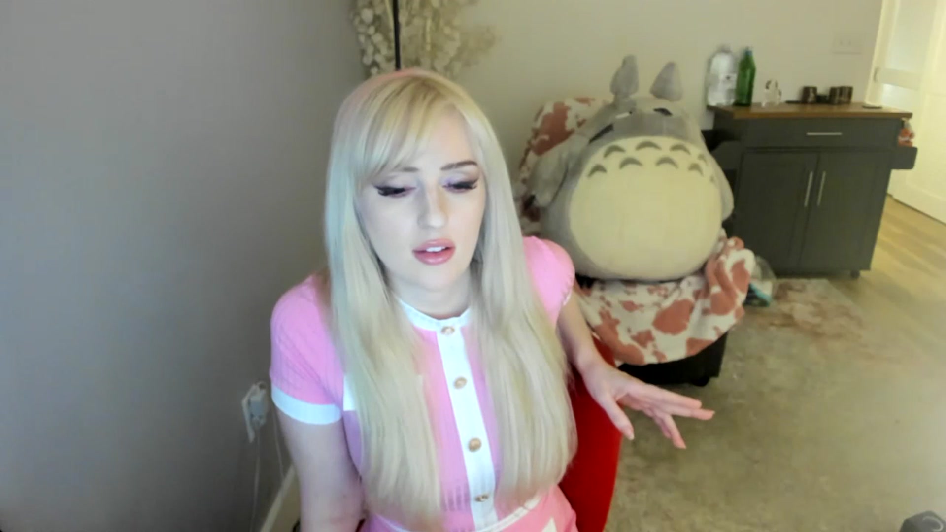 Gallery image thumbnail from Milk_Party's myfreecams stream on, 07/16/2023, 02:06 image 16 of 20
