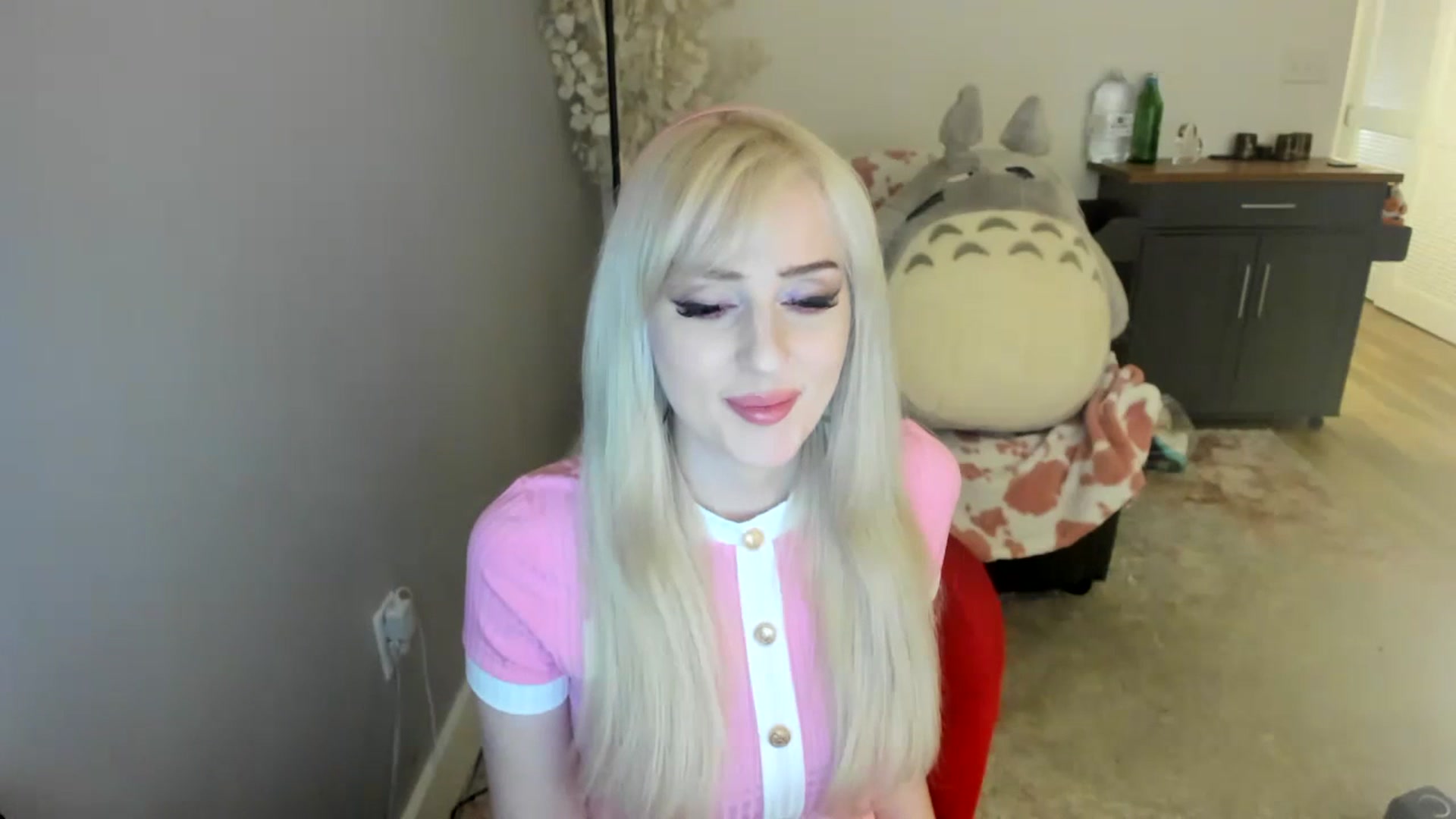 Gallery image thumbnail from Milk_Party's myfreecams stream on, 07/16/2023, 02:49 image 4 of 20