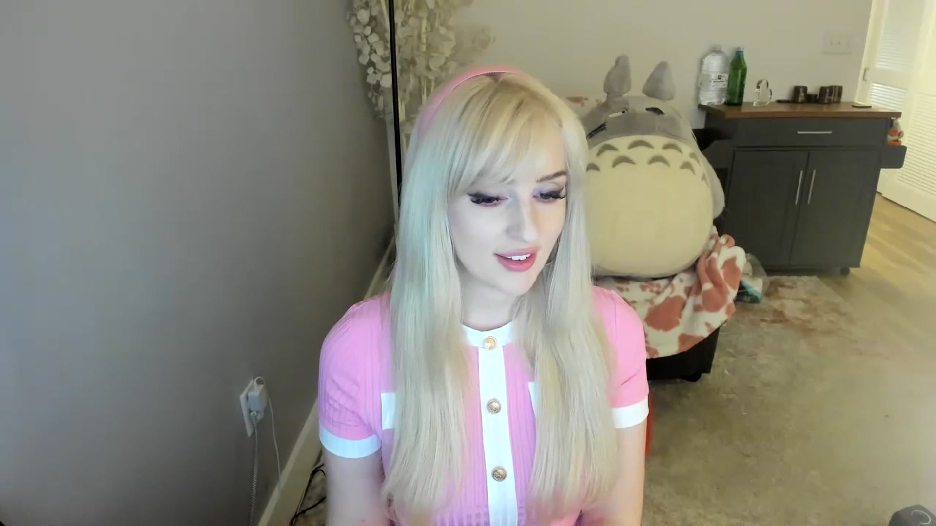 Gallery image thumbnail from Milk_Party's myfreecams stream on, 07/16/2023, 02:49 image 16 of 20