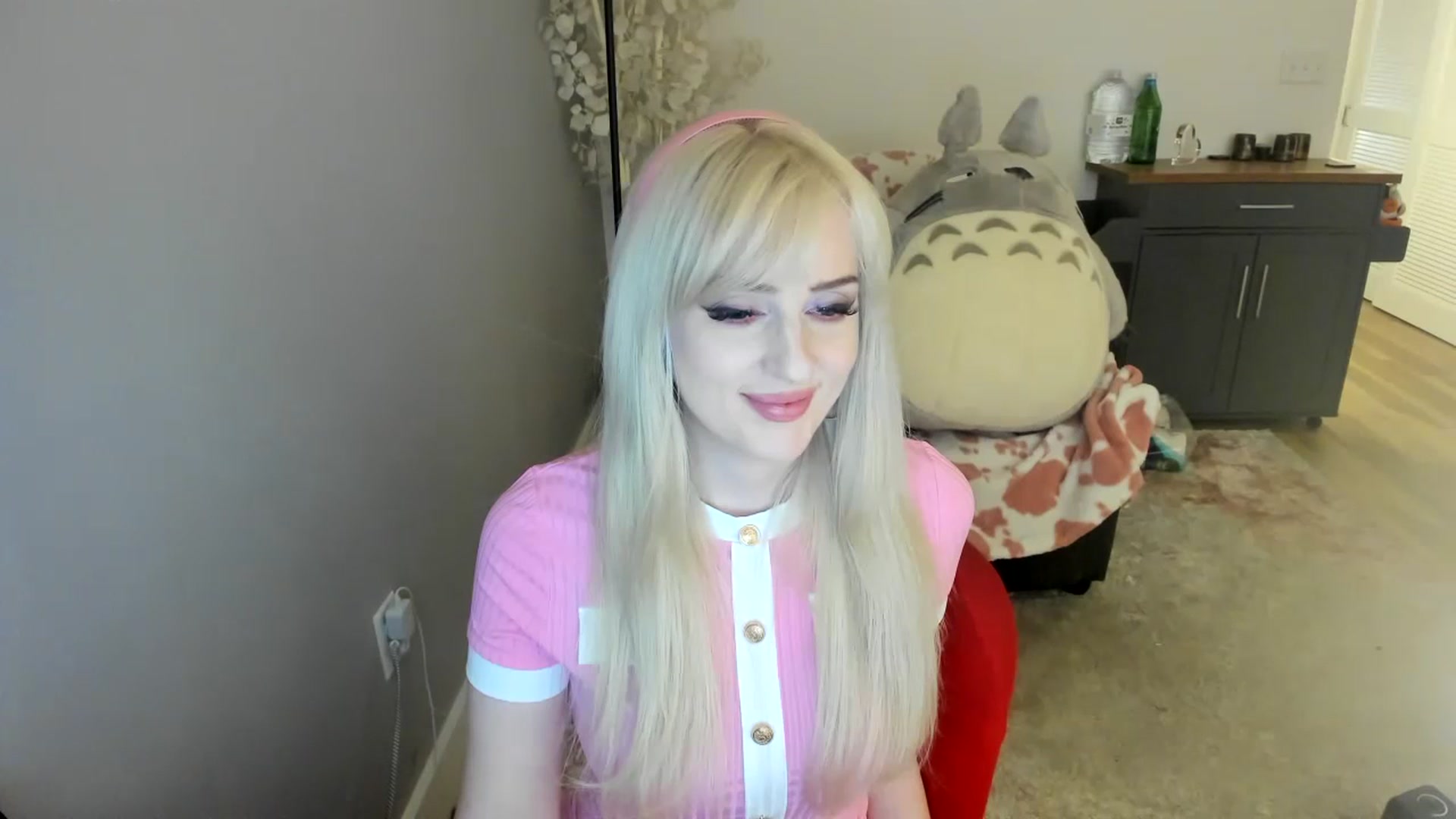 Gallery image thumbnail from Milk_Party's myfreecams stream on, 07/16/2023, 02:49 image 9 of 20