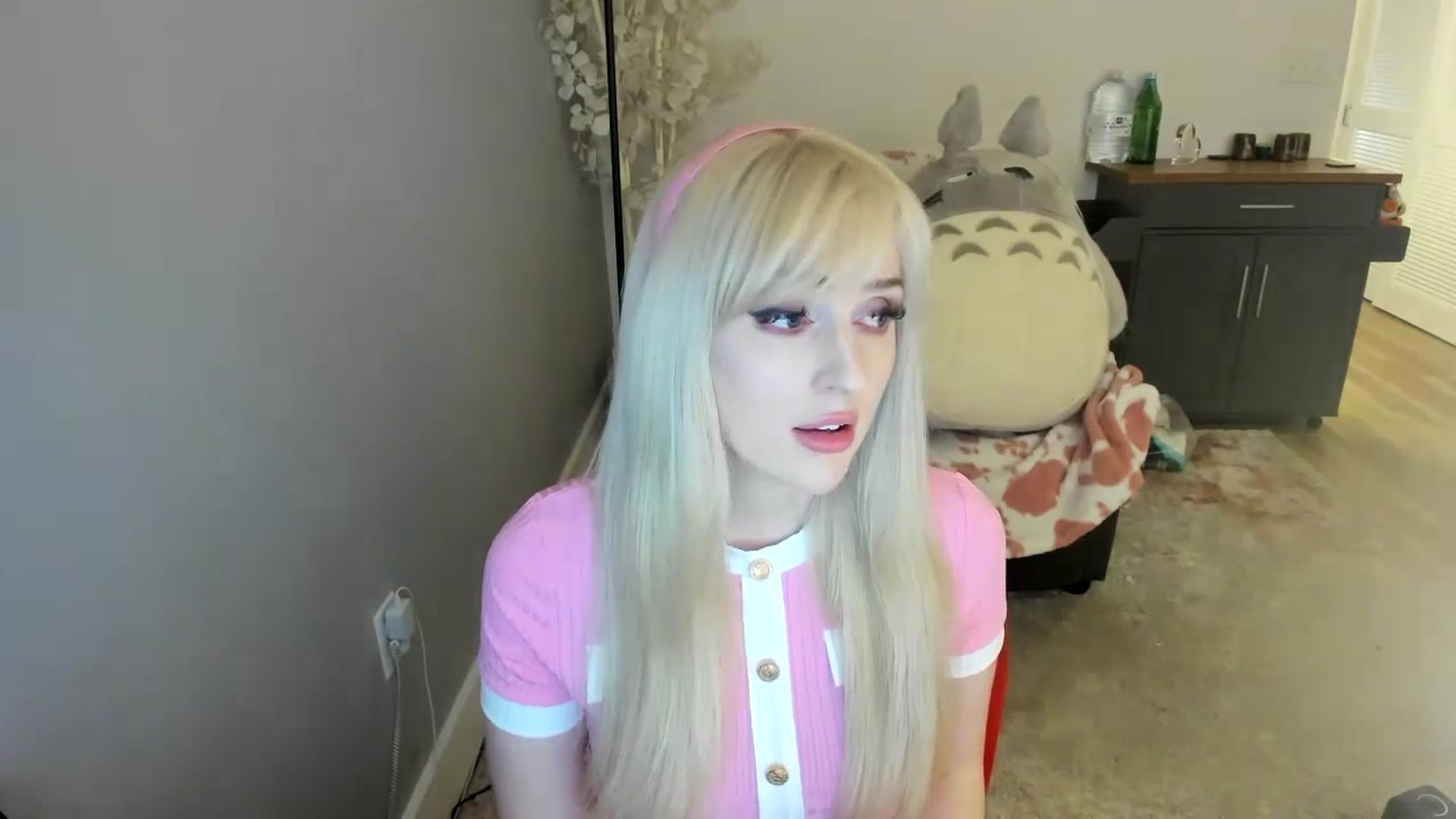 Gallery image thumbnail from Milk_Party's myfreecams stream on, 07/16/2023, 02:49 image 14 of 20