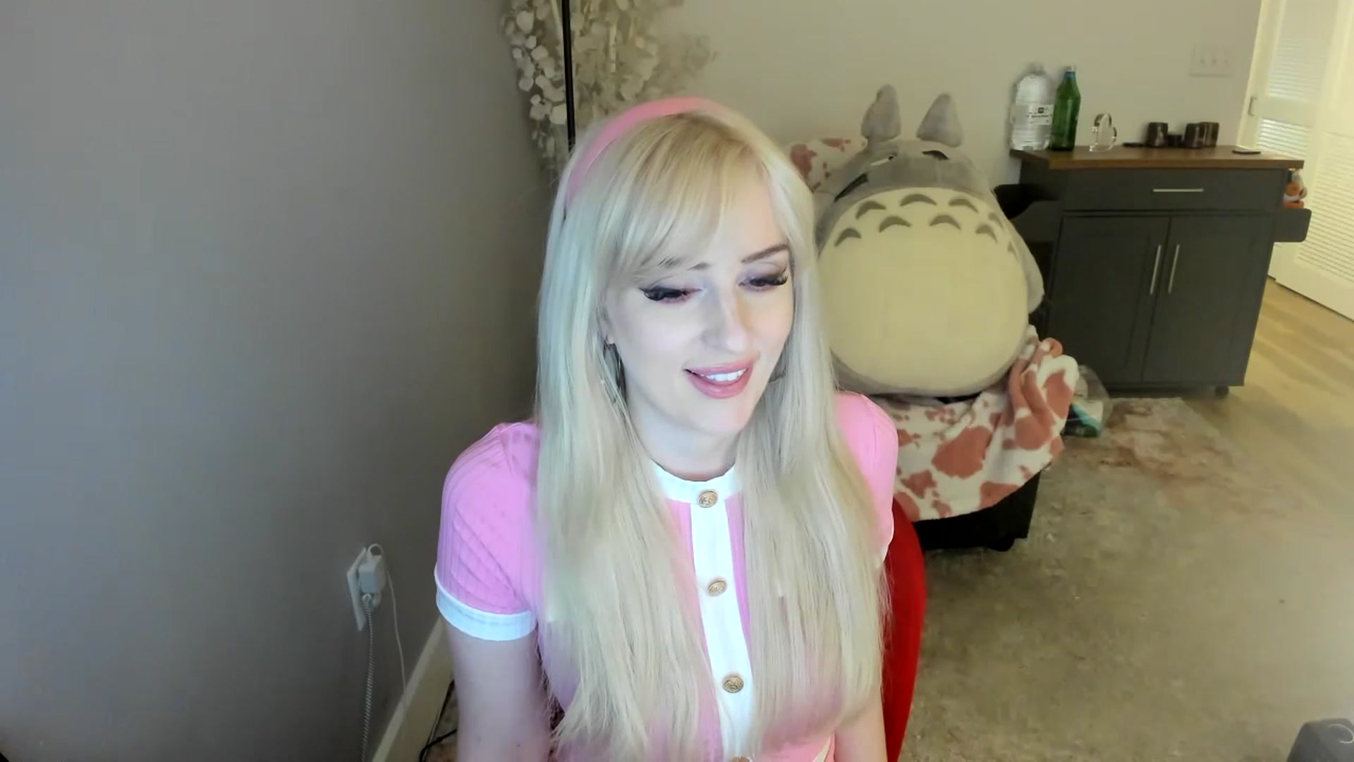 Gallery image thumbnail from Milk_Party's myfreecams stream on, 07/16/2023, 03:53 image 19 of 20