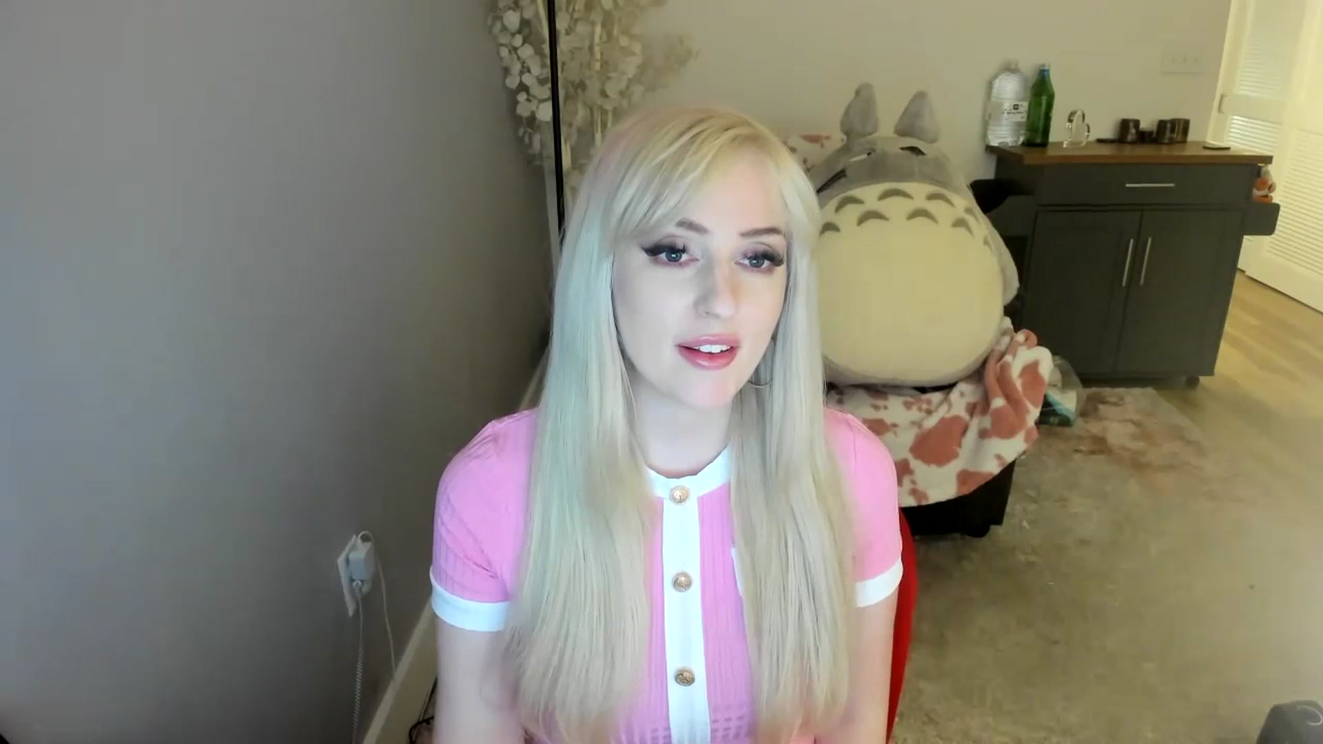 Gallery image thumbnail from Milk_Party's myfreecams stream on, 07/16/2023, 06:17 image 17 of 20