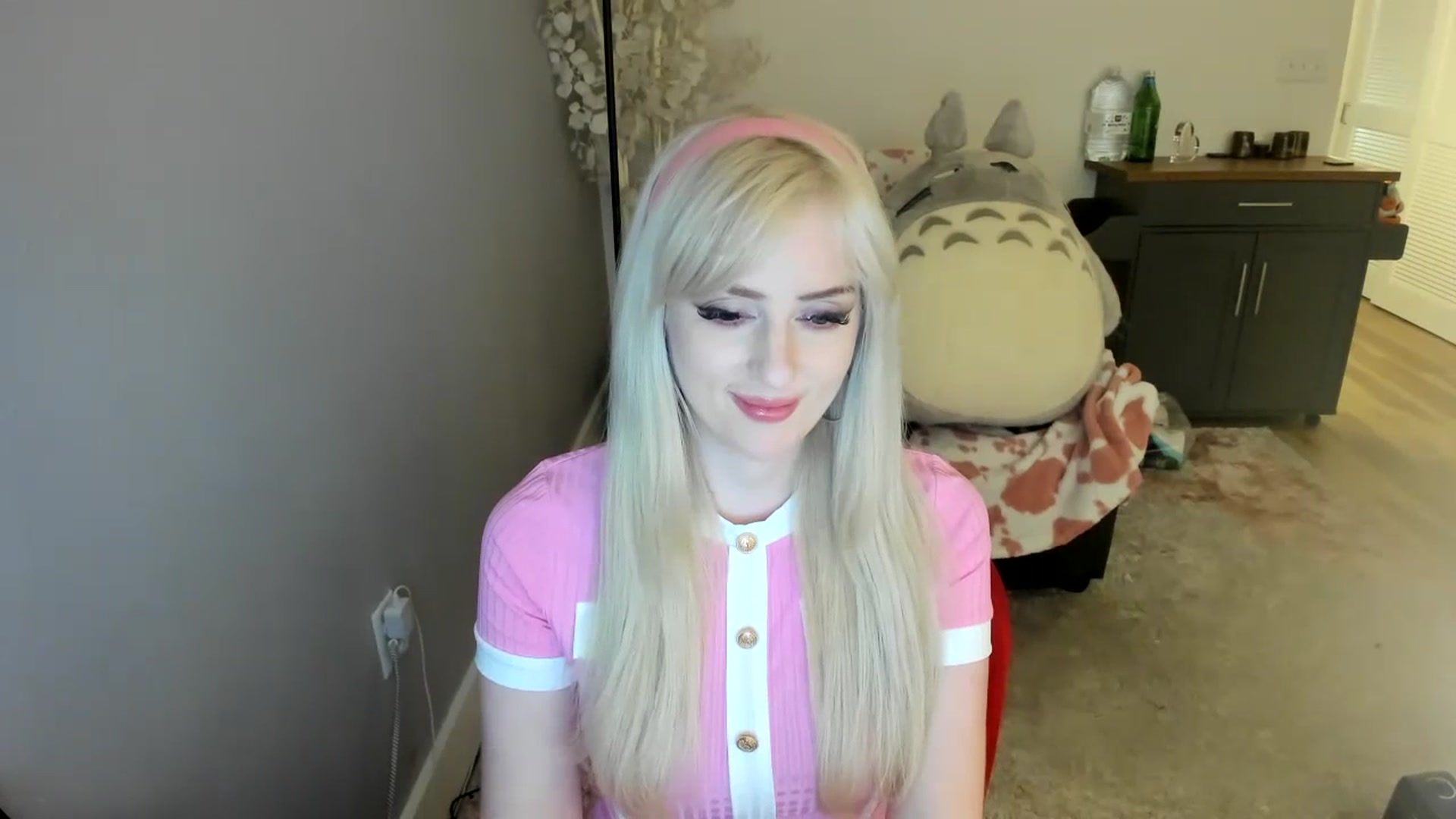 Gallery image thumbnail from Milk_Party's myfreecams stream on, 07/16/2023, 06:17 image 18 of 20