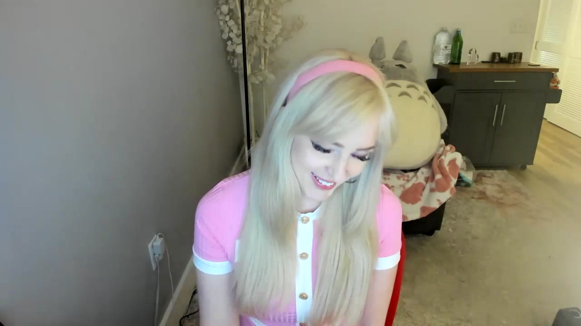 Gallery image thumbnail from Milk_Party's myfreecams stream on, 07/16/2023, 06:17 image 9 of 20