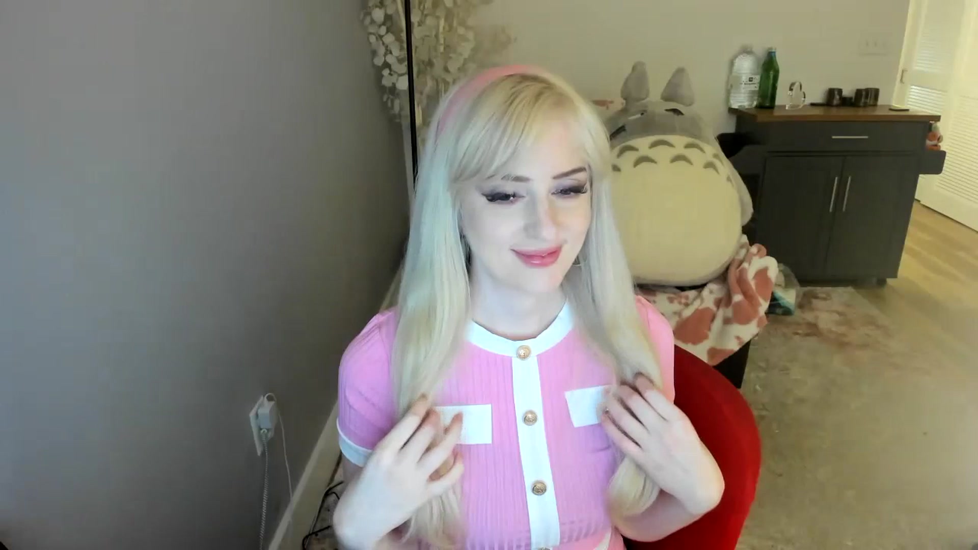 Gallery image thumbnail from Milk_Party's myfreecams stream on, 07/16/2023, 07:51 image 9 of 20