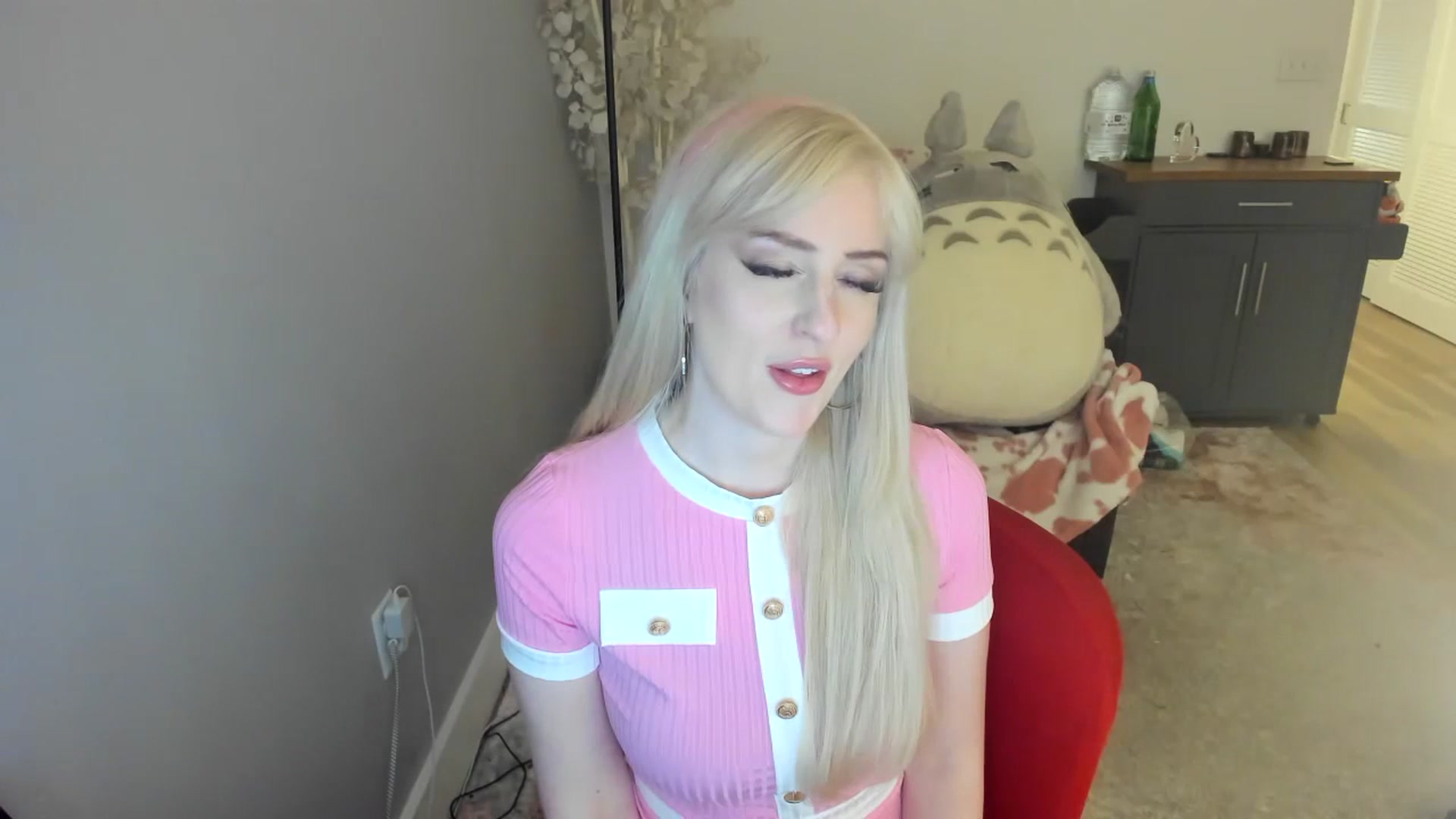 Gallery image thumbnail from Milk_Party's myfreecams stream on, 07/16/2023, 07:51 image 2 of 20