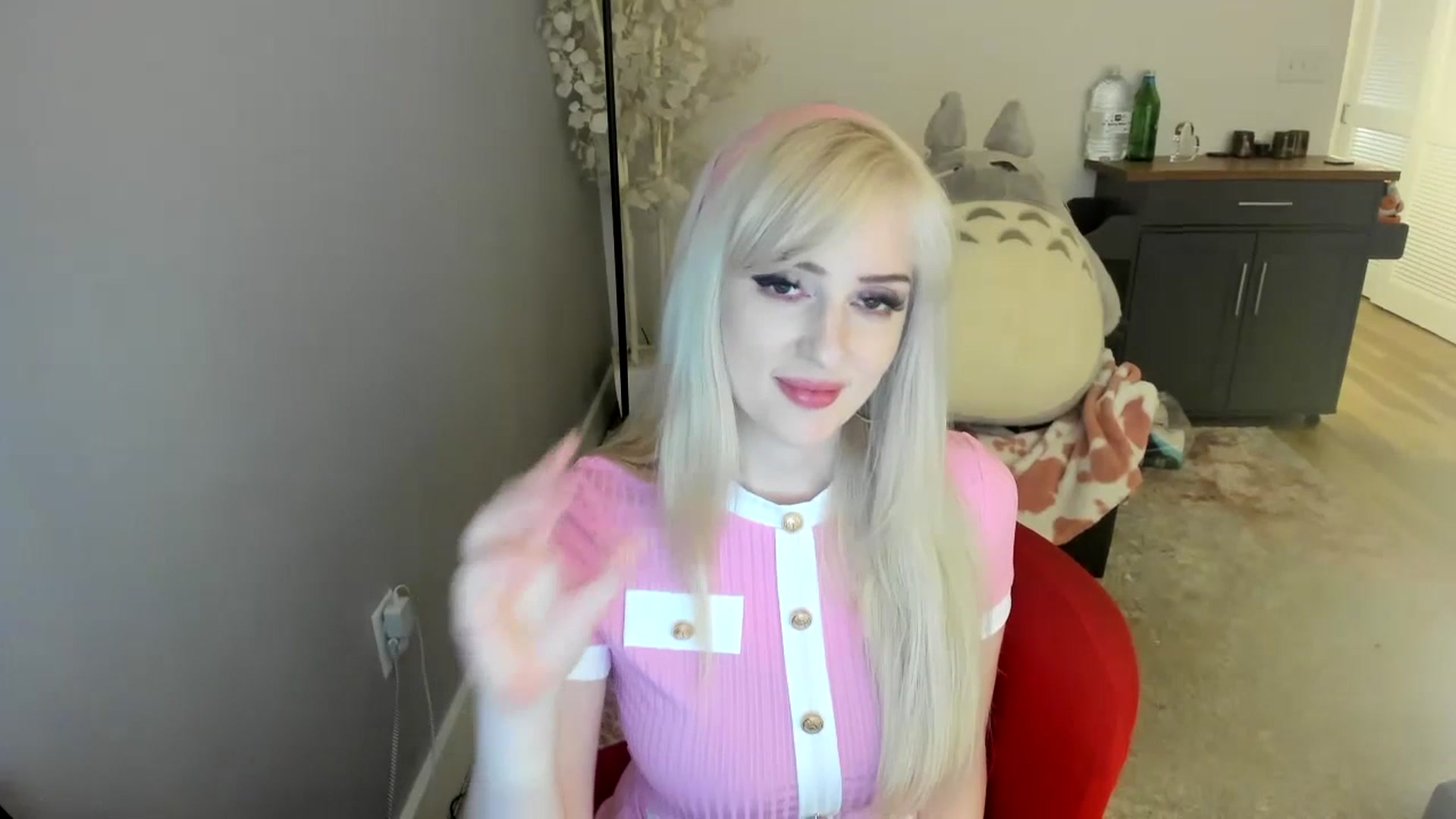 Gallery image thumbnail from Milk_Party's myfreecams stream on, 07/16/2023, 07:51 image 19 of 20