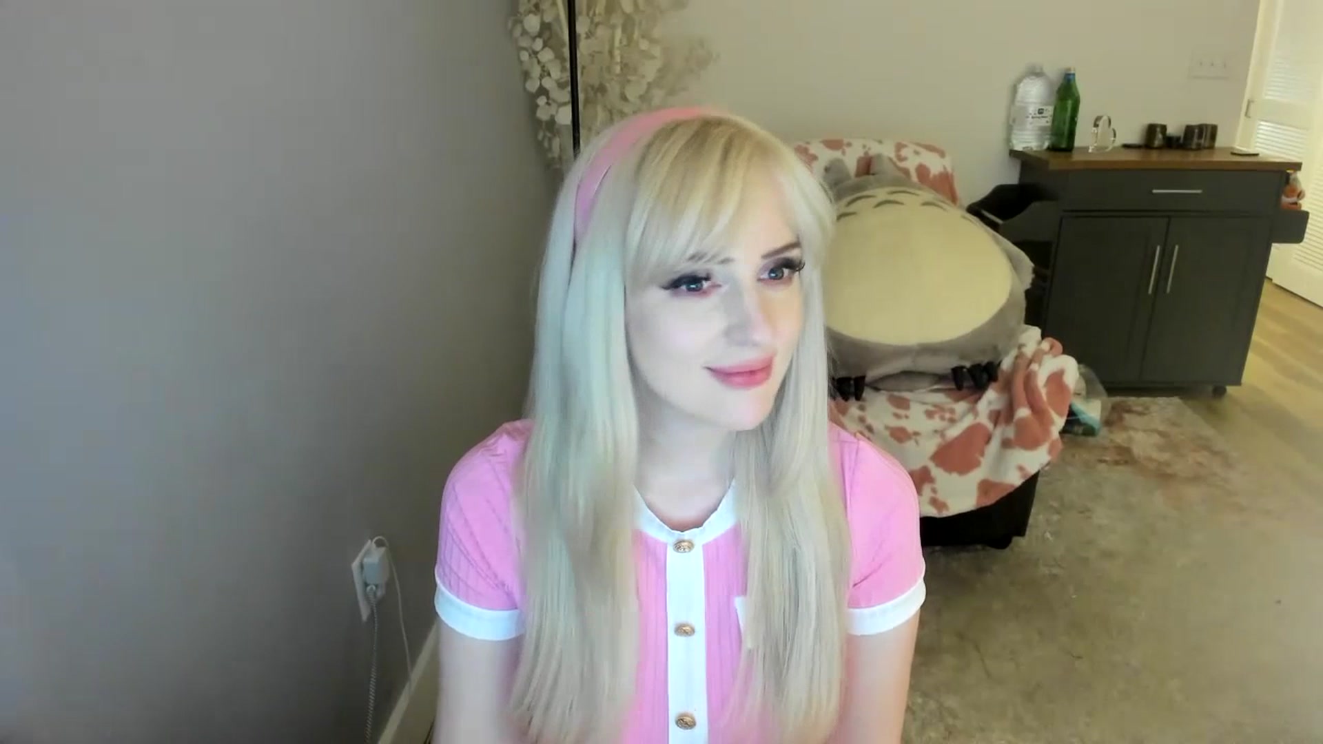 Gallery image thumbnail from Milk_Party's myfreecams stream on, 07/16/2023, 10:08 image 2 of 20