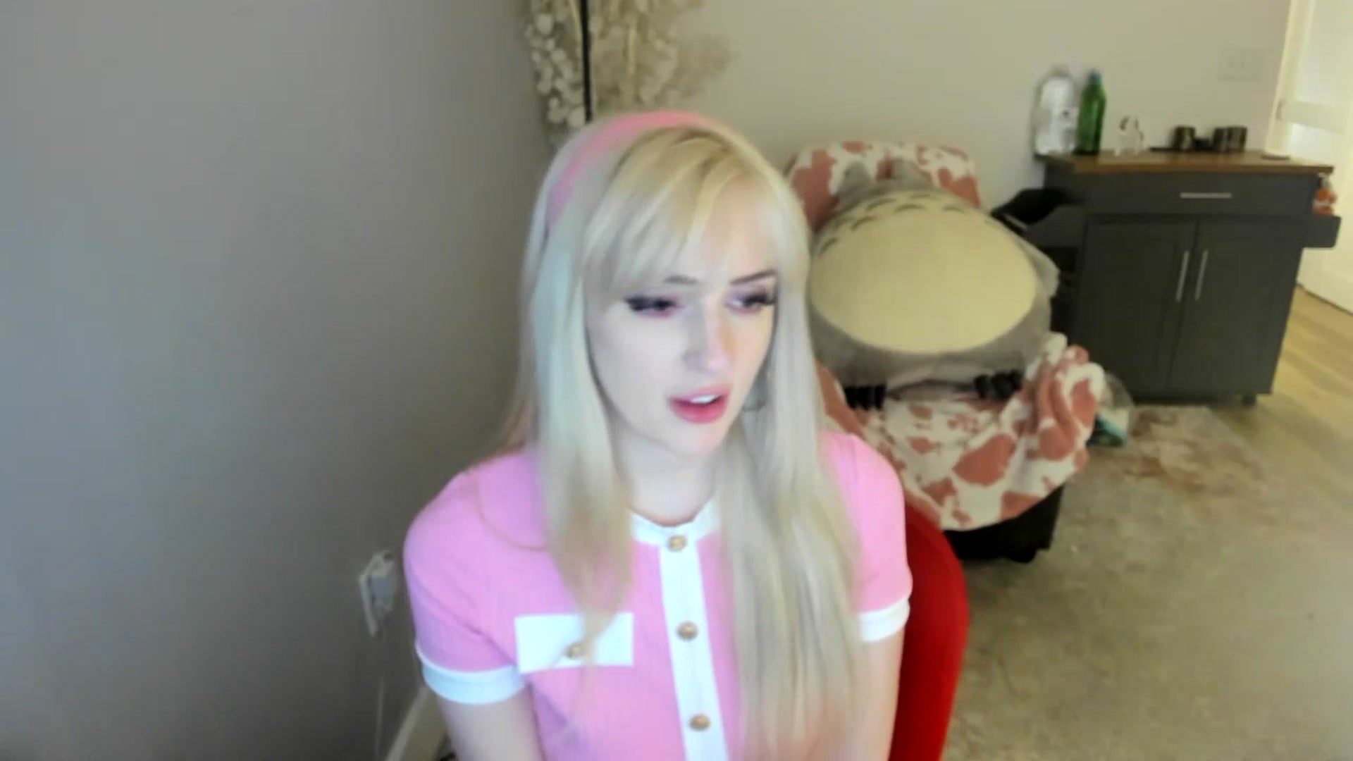 Gallery image thumbnail from Milk_Party's myfreecams stream on, 07/16/2023, 10:08 image 16 of 20