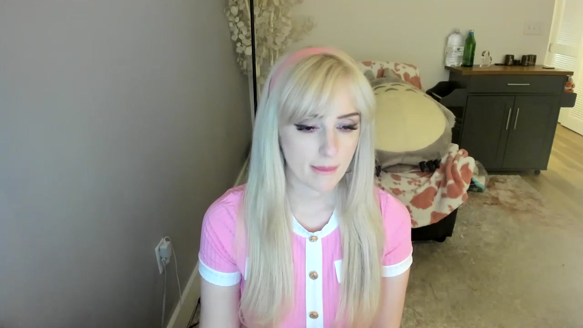 Gallery image thumbnail from Milk_Party's myfreecams stream on, 07/16/2023, 10:08 image 3 of 20
