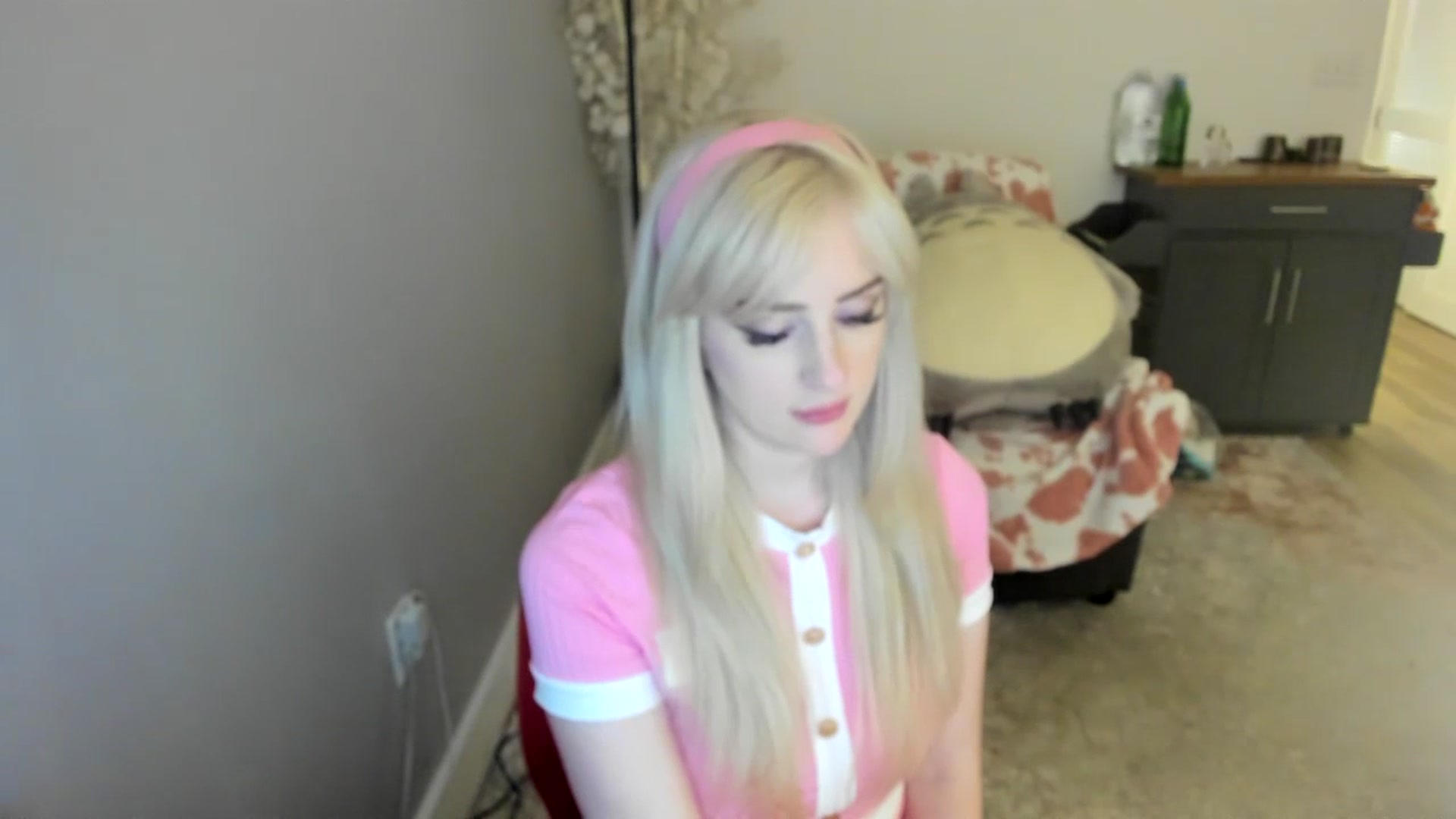 Gallery image thumbnail from Milk_Party's myfreecams stream on, 07/16/2023, 10:08 image 8 of 20