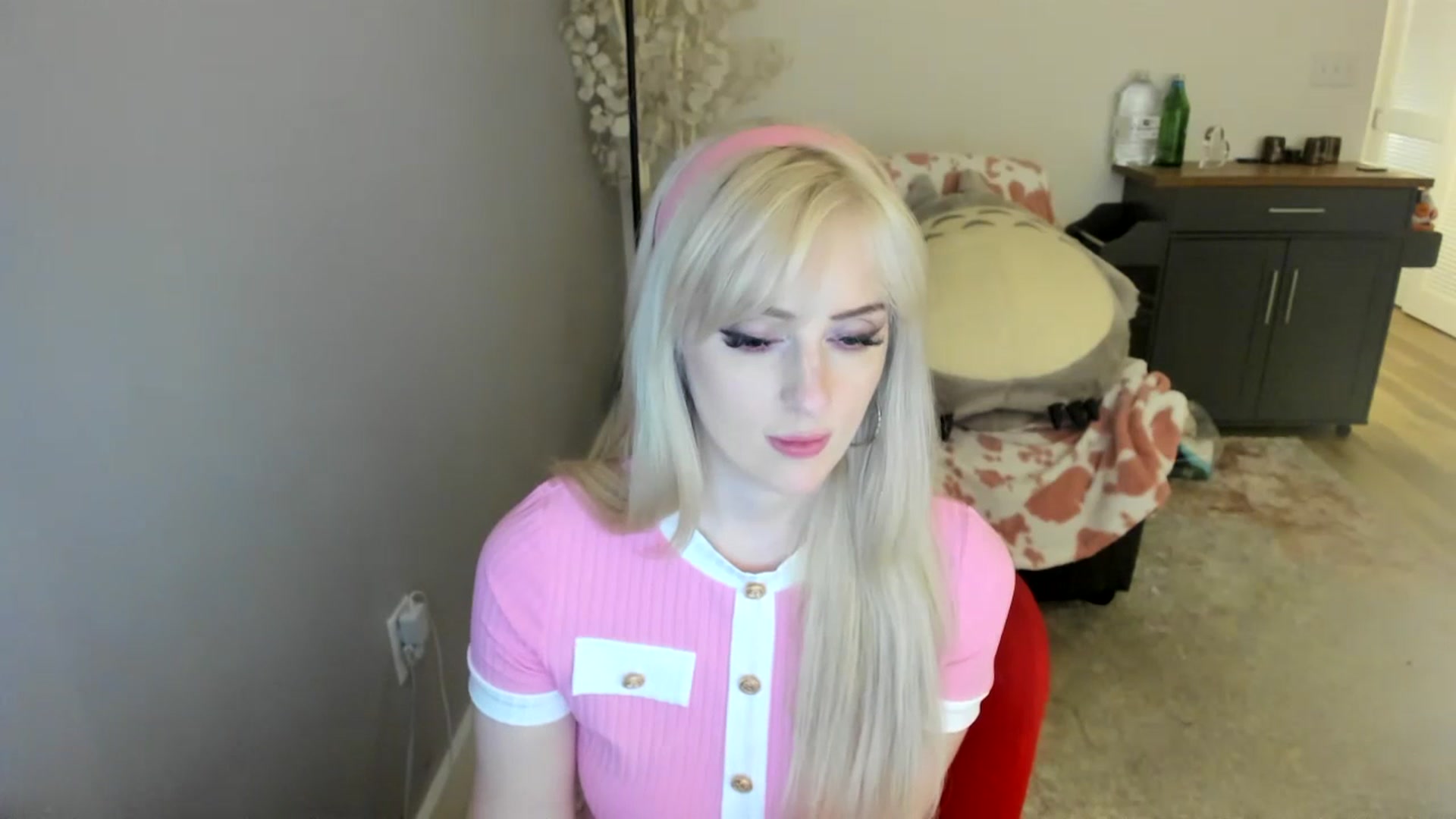 Gallery image thumbnail from Milk_Party's myfreecams stream on, 07/16/2023, 10:08 image 15 of 20