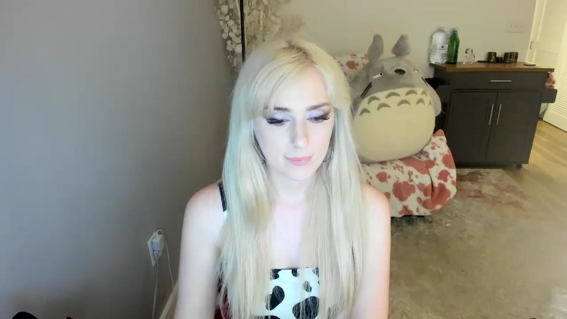Gallery image thumbnail from Milk_Party's myfreecams stream on, 07/21/2023, 06:22 image 15 of 20