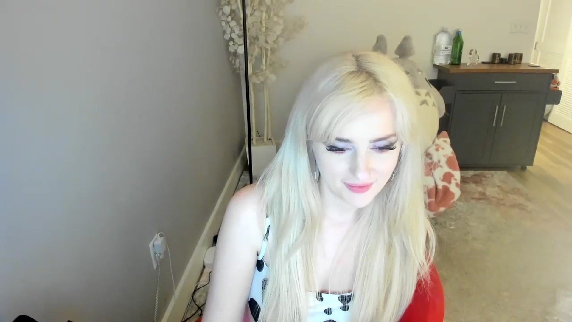 Gallery image thumbnail from Milk_Party's myfreecams stream on, 07/21/2023, 07:54 image 2 of 20