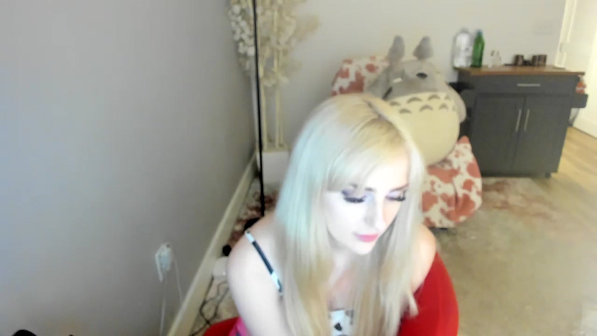 Gallery image thumbnail from Milk_Party's myfreecams stream on, 07/21/2023, 07:54 image 14 of 20