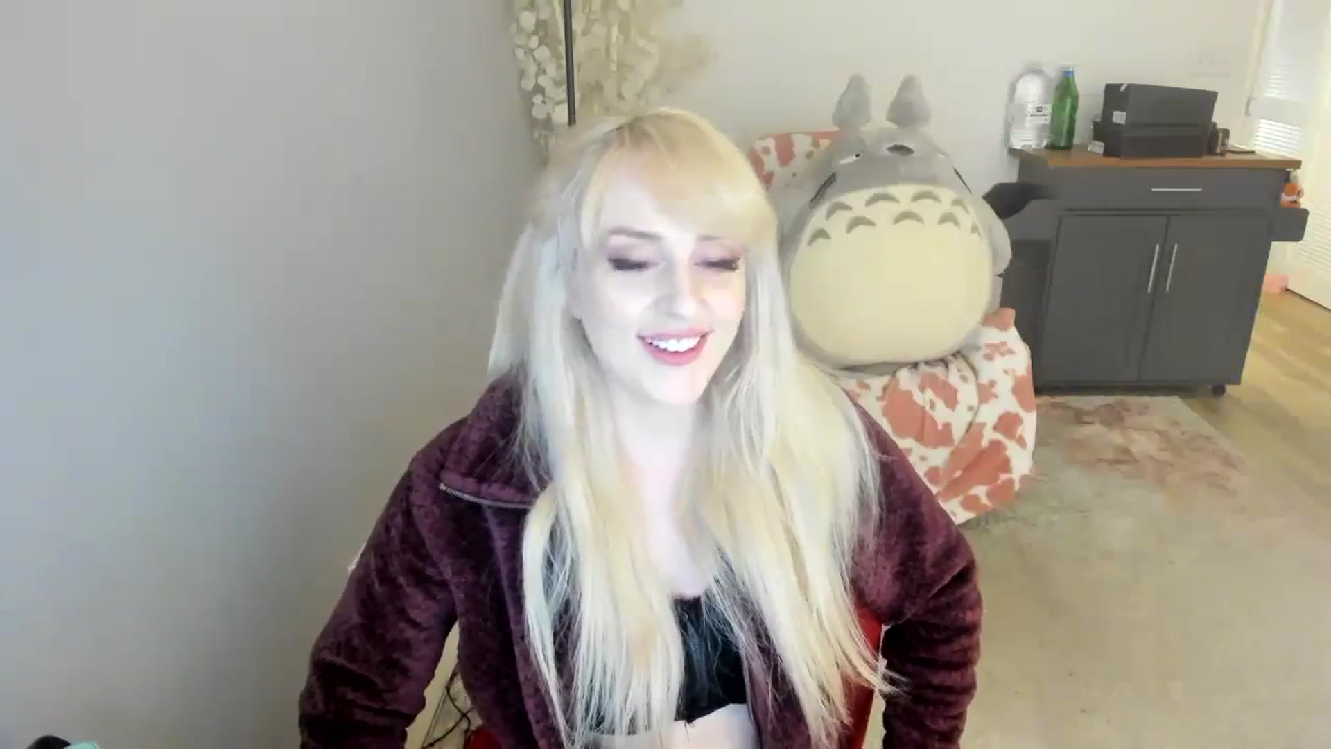 Gallery image thumbnail from Milk_Party's myfreecams stream on, 07/24/2023, 06:24 image 11 of 20
