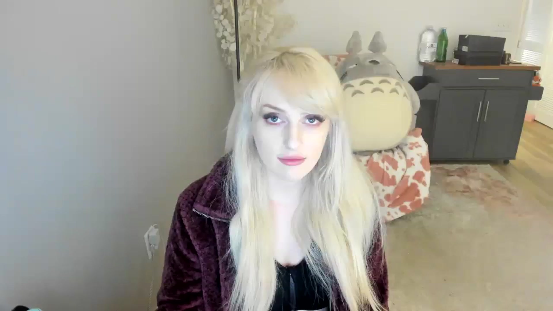 Gallery image thumbnail from Milk_Party's myfreecams stream on, 07/24/2023, 06:24 image 9 of 20
