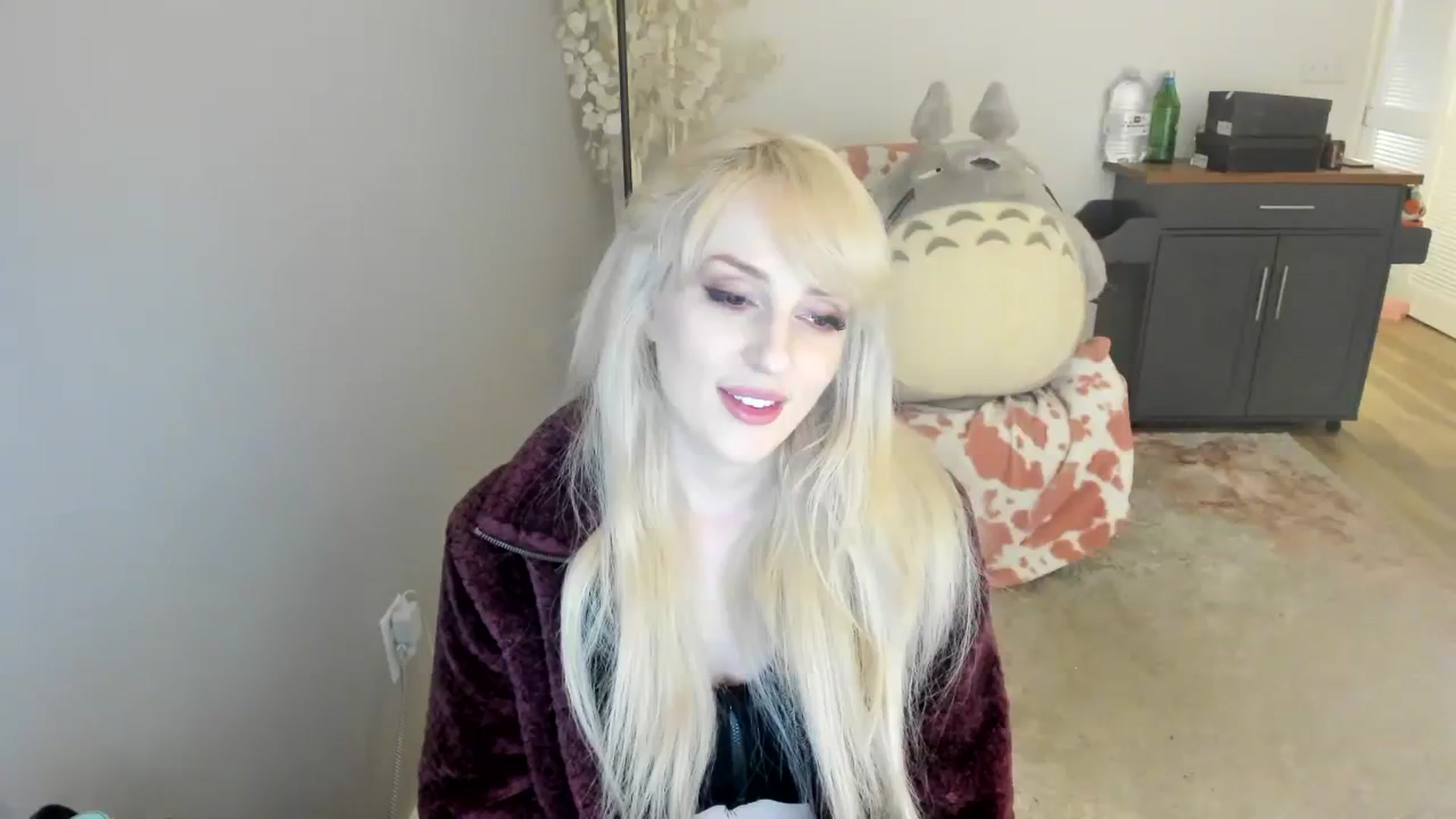 Gallery image thumbnail from Milk_Party's myfreecams stream on, 07/24/2023, 06:24 image 10 of 20