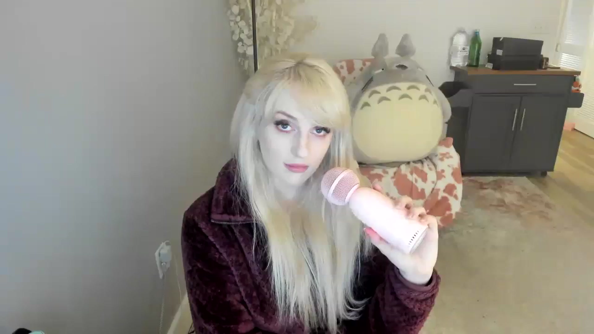 Gallery image thumbnail from Milk_Party's myfreecams stream on, 07/24/2023, 06:24 image 6 of 20