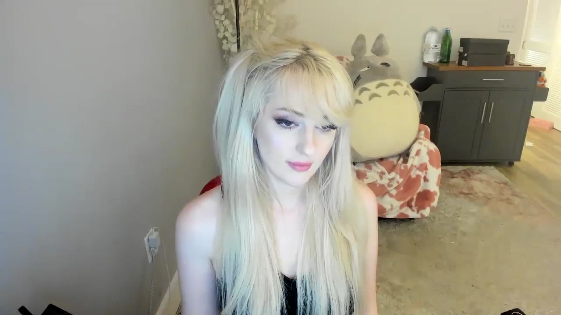 Gallery image thumbnail from Milk_Party's myfreecams stream on, 07/29/2023, 07:47 image 9 of 20