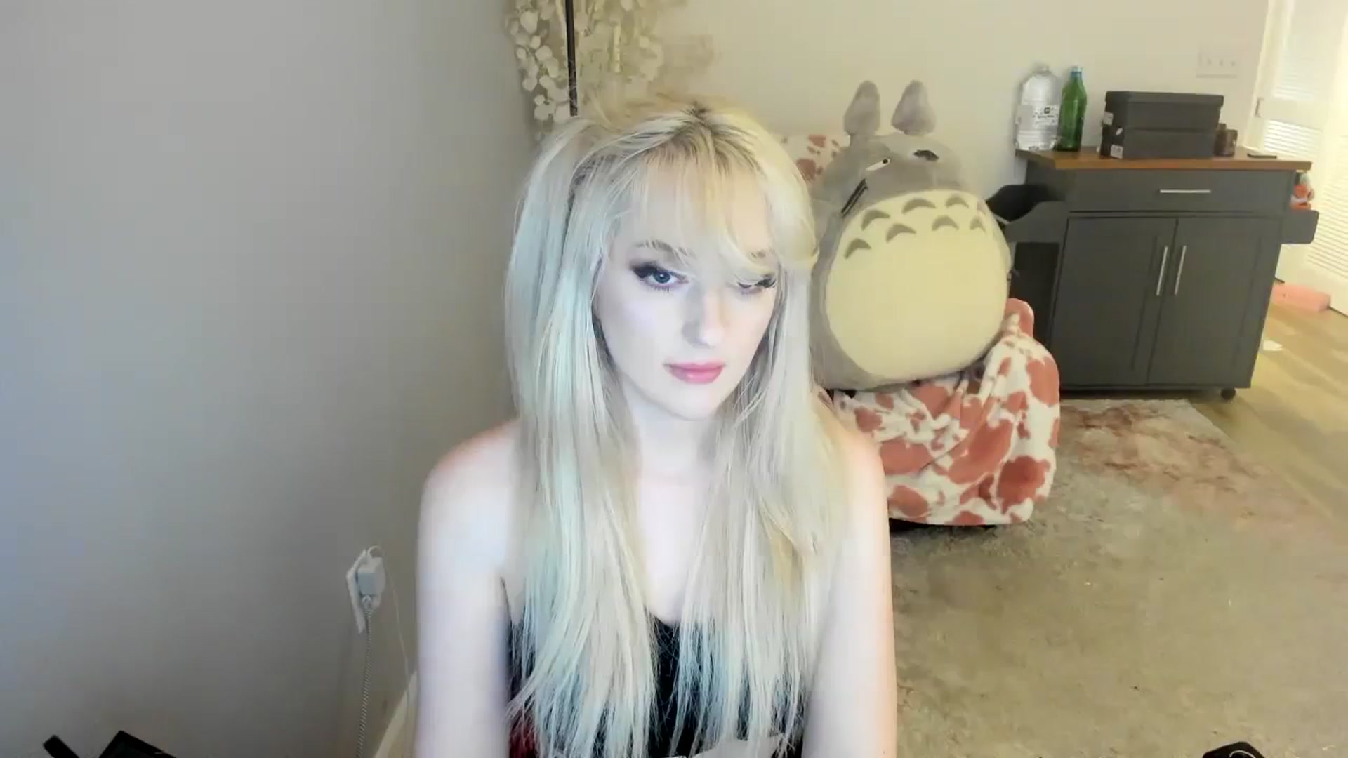 Gallery image thumbnail from Milk_Party's myfreecams stream on, 07/29/2023, 07:47 image 11 of 20