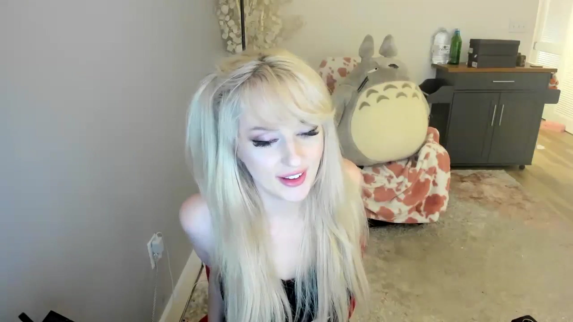 Gallery image thumbnail from Milk_Party's myfreecams stream on, 07/29/2023, 07:47 image 5 of 20