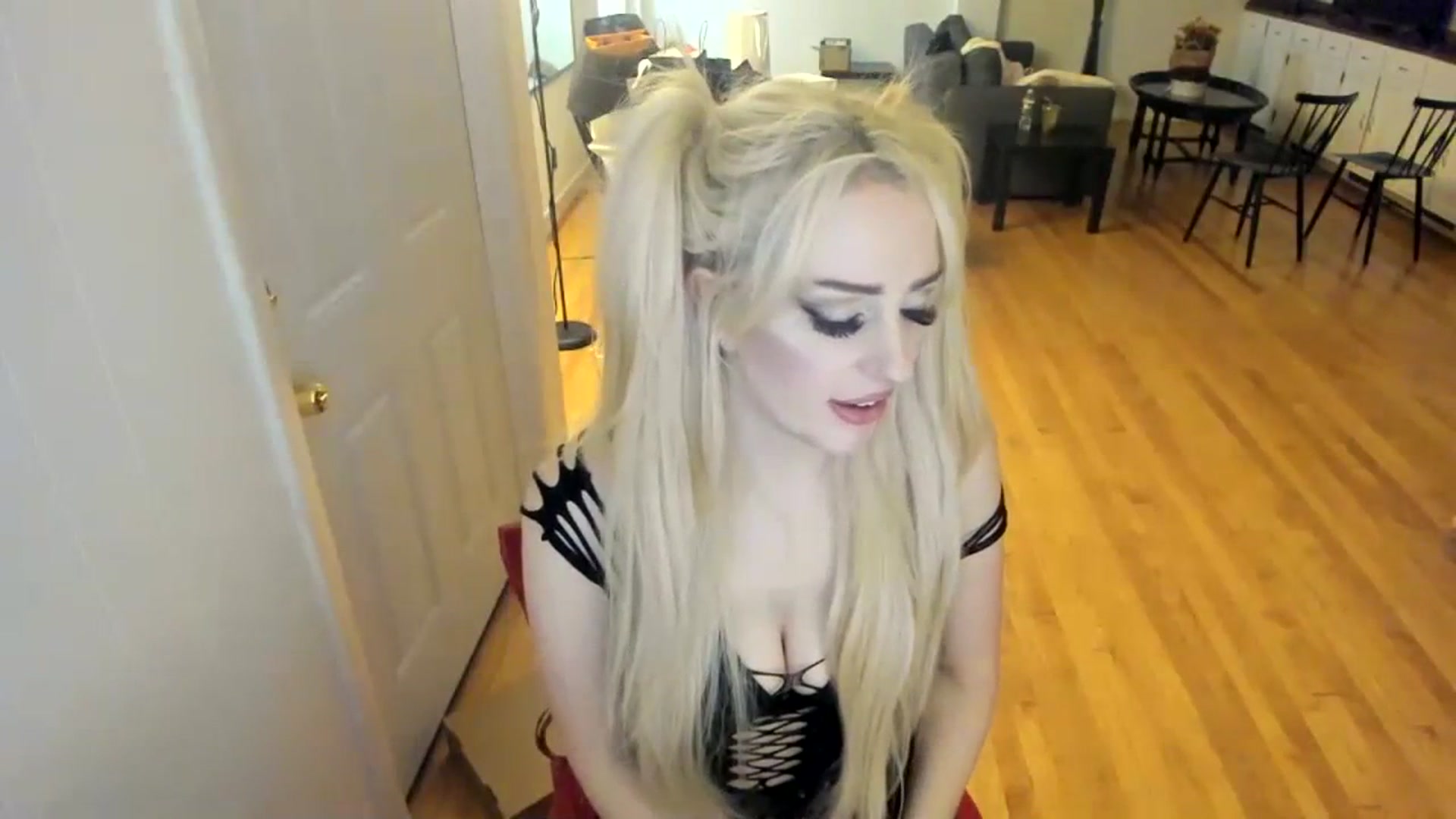 Gallery image thumbnail from Milk_Party's myfreecams stream on, 11/13/2023, 04:07 image 6 of 20