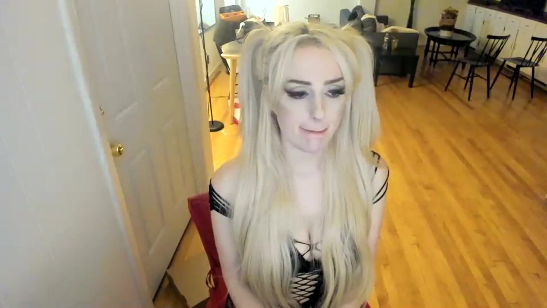 Gallery image thumbnail from Milk_Party's myfreecams stream on, 11/13/2023, 04:07 image 14 of 20