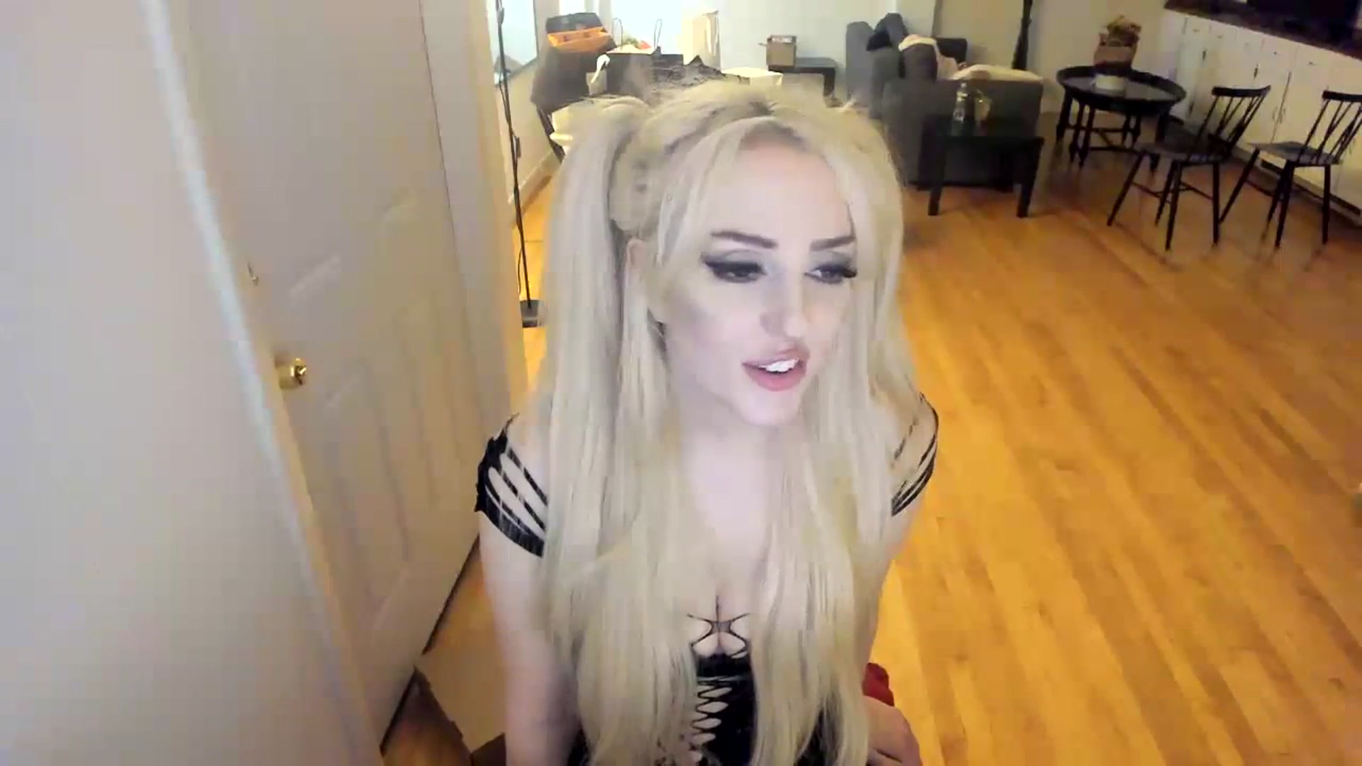 Gallery image thumbnail from Milk_Party's myfreecams stream on, 11/13/2023, 05:01 image 7 of 20