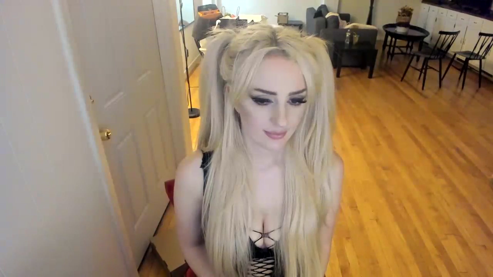 Gallery image thumbnail from Milk_Party's myfreecams stream on, 11/13/2023, 08:34 image 2 of 20