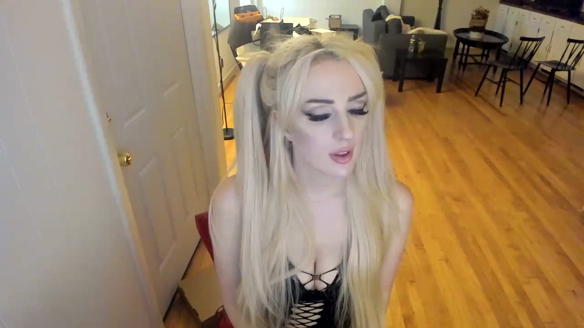 Gallery image thumbnail from Milk_Party's myfreecams stream on, 11/13/2023, 08:34 image 1 of 20