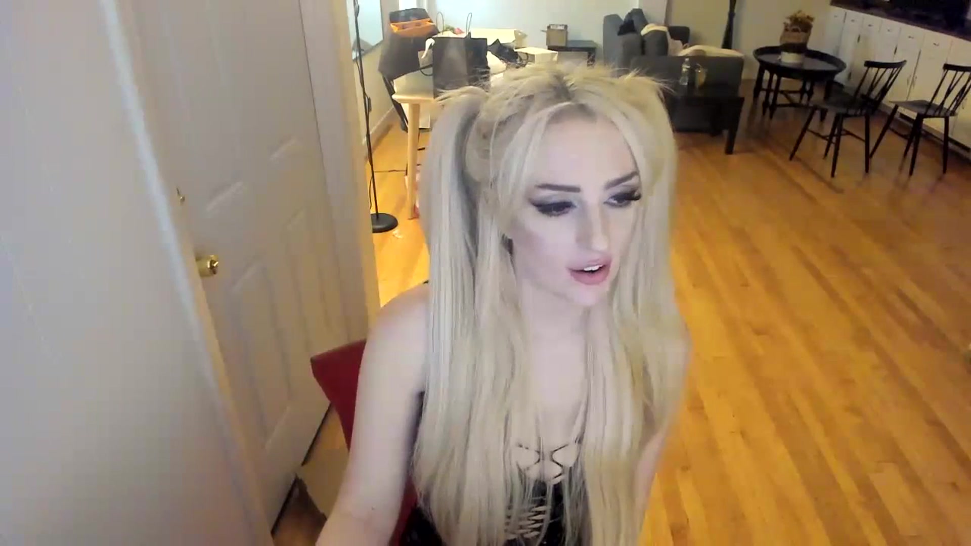 Gallery image thumbnail from Milk_Party's myfreecams stream on, 11/13/2023, 10:04 image 17 of 20