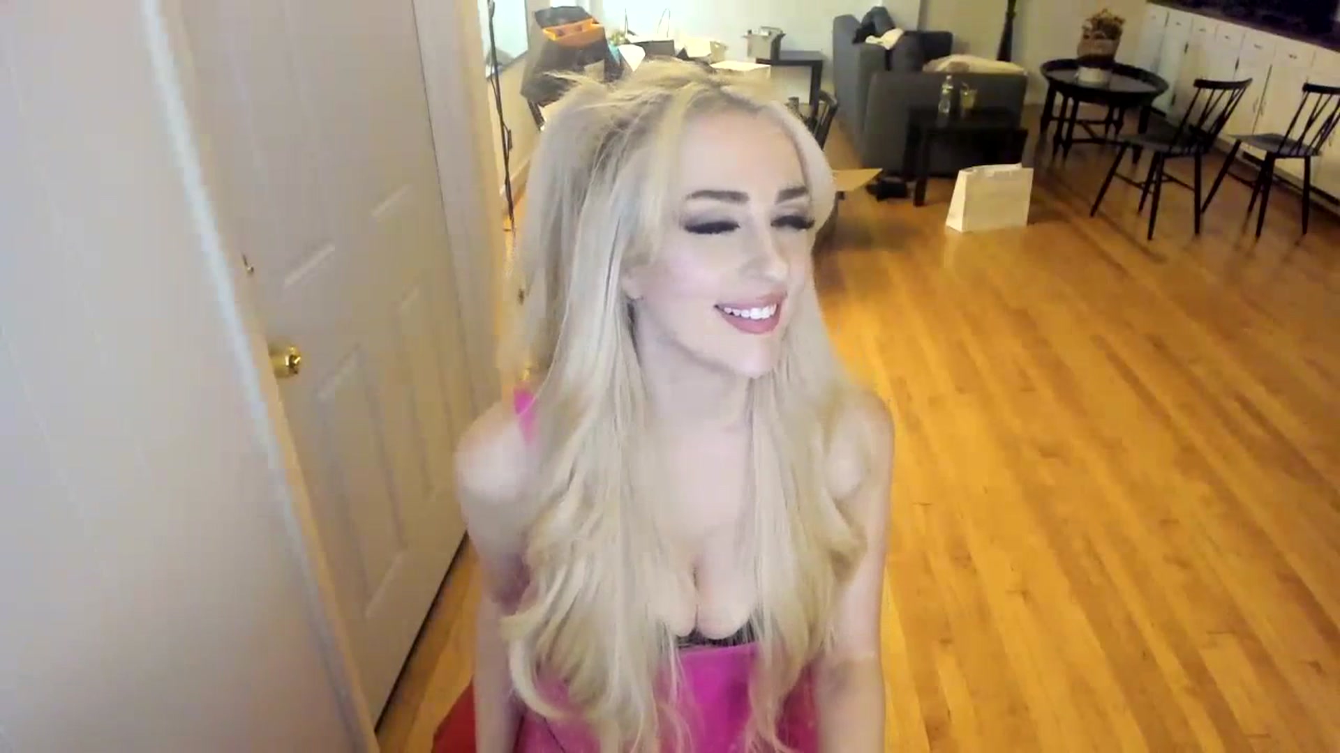 Gallery image thumbnail from Milk_Party's myfreecams stream on, 11/14/2023, 05:49 image 10 of 20