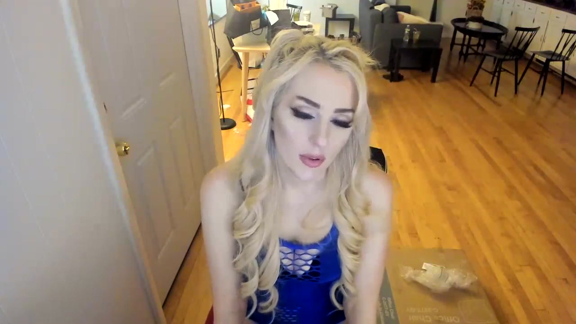 Gallery image thumbnail from Milk_Party's myfreecams stream on, 11/16/2023, 24:24 image 17 of 20