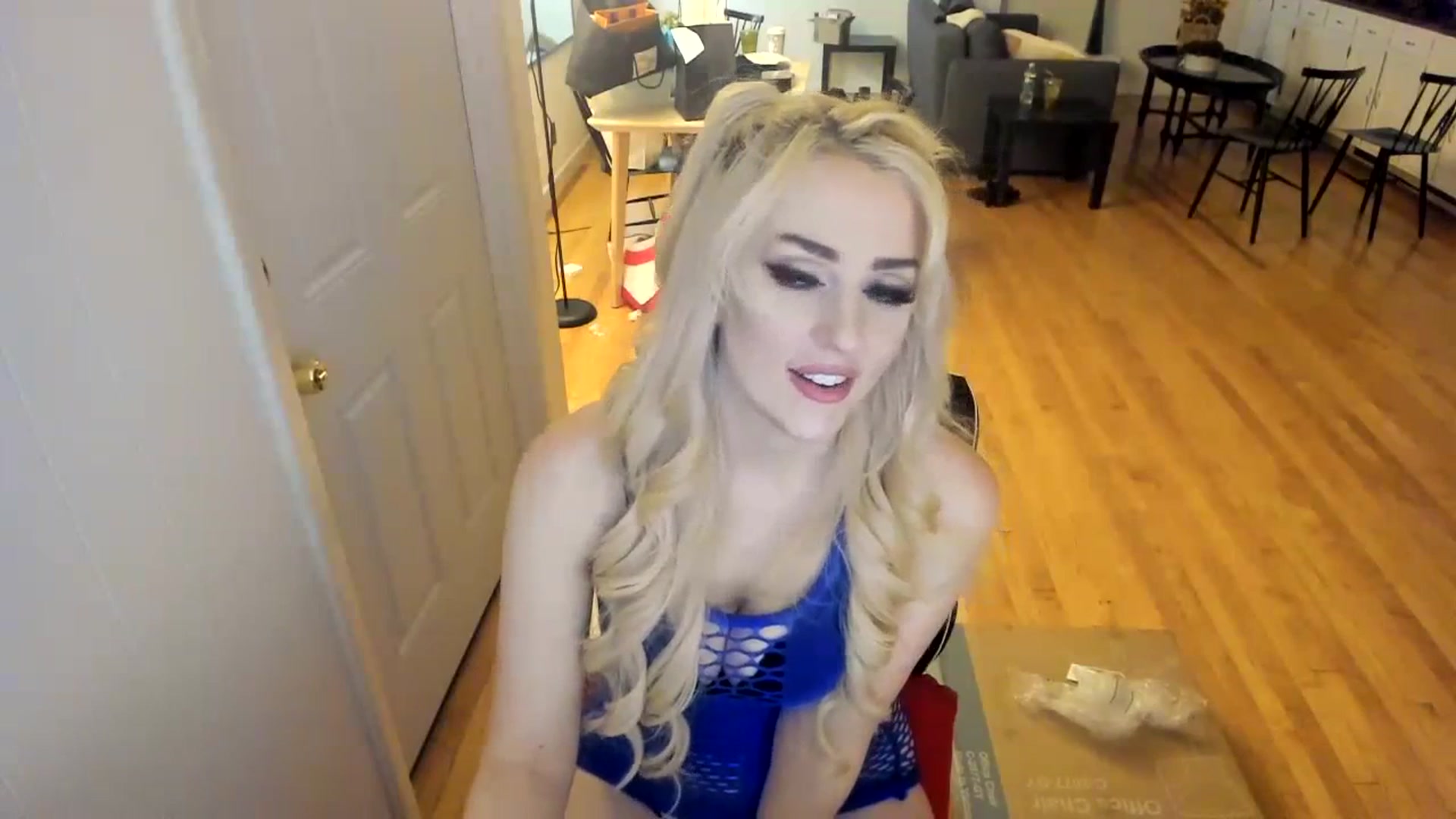 Gallery image thumbnail from Milk_Party's myfreecams stream on, 11/16/2023, 24:24 image 18 of 20