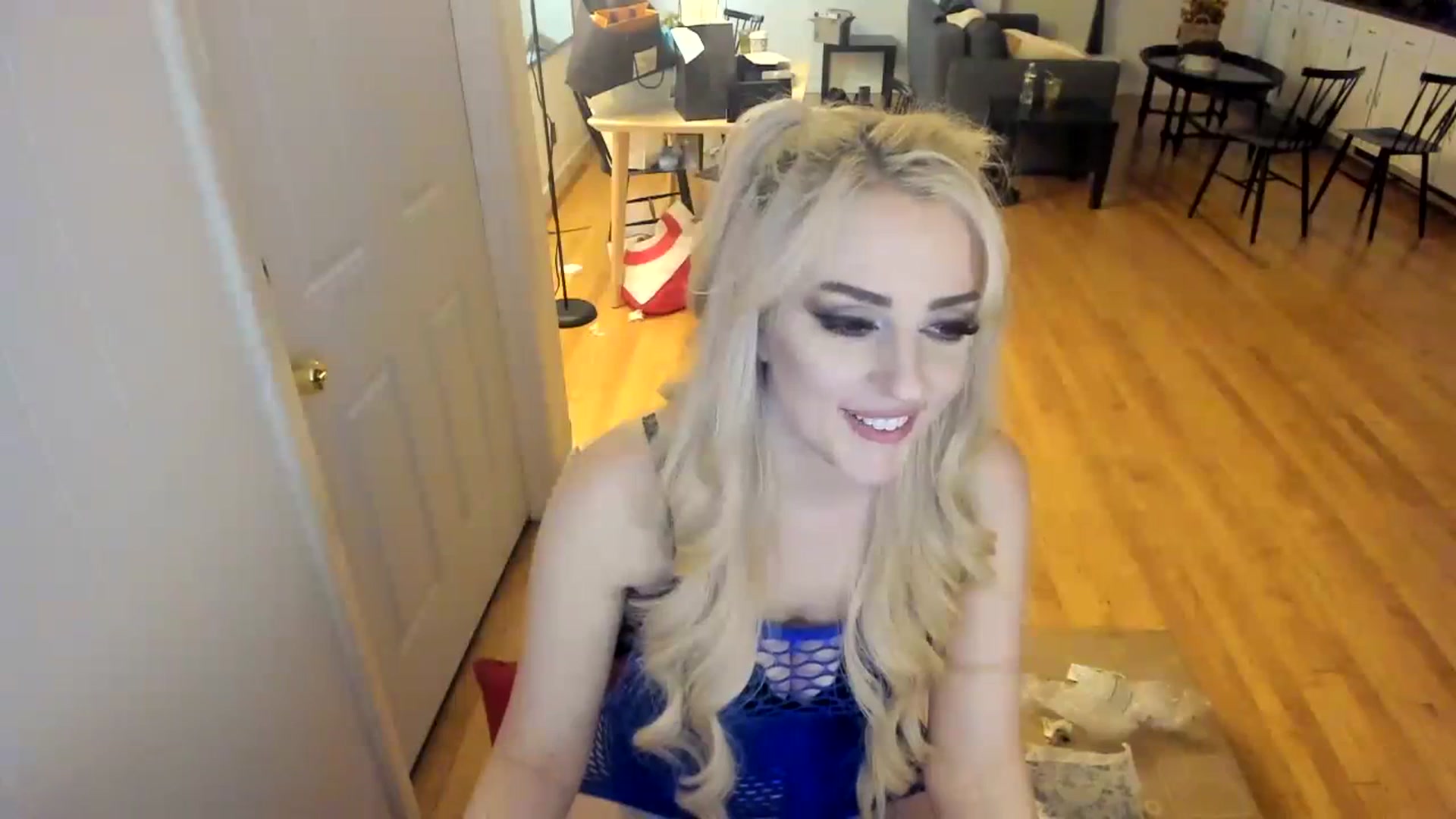 Gallery image thumbnail from Milk_Party's myfreecams stream on, 11/16/2023, 05:28 image 10 of 20