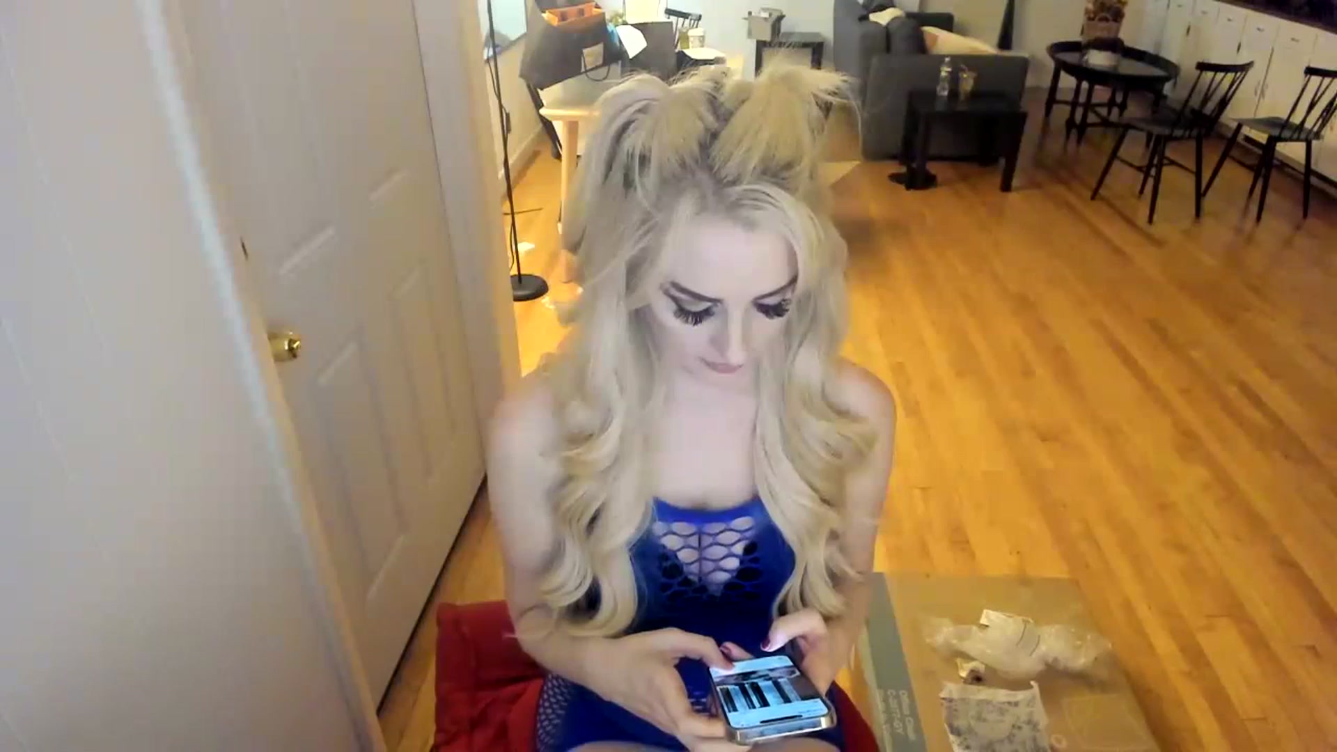Gallery image thumbnail from Milk_Party's myfreecams stream on, 11/16/2023, 06:11 image 10 of 20