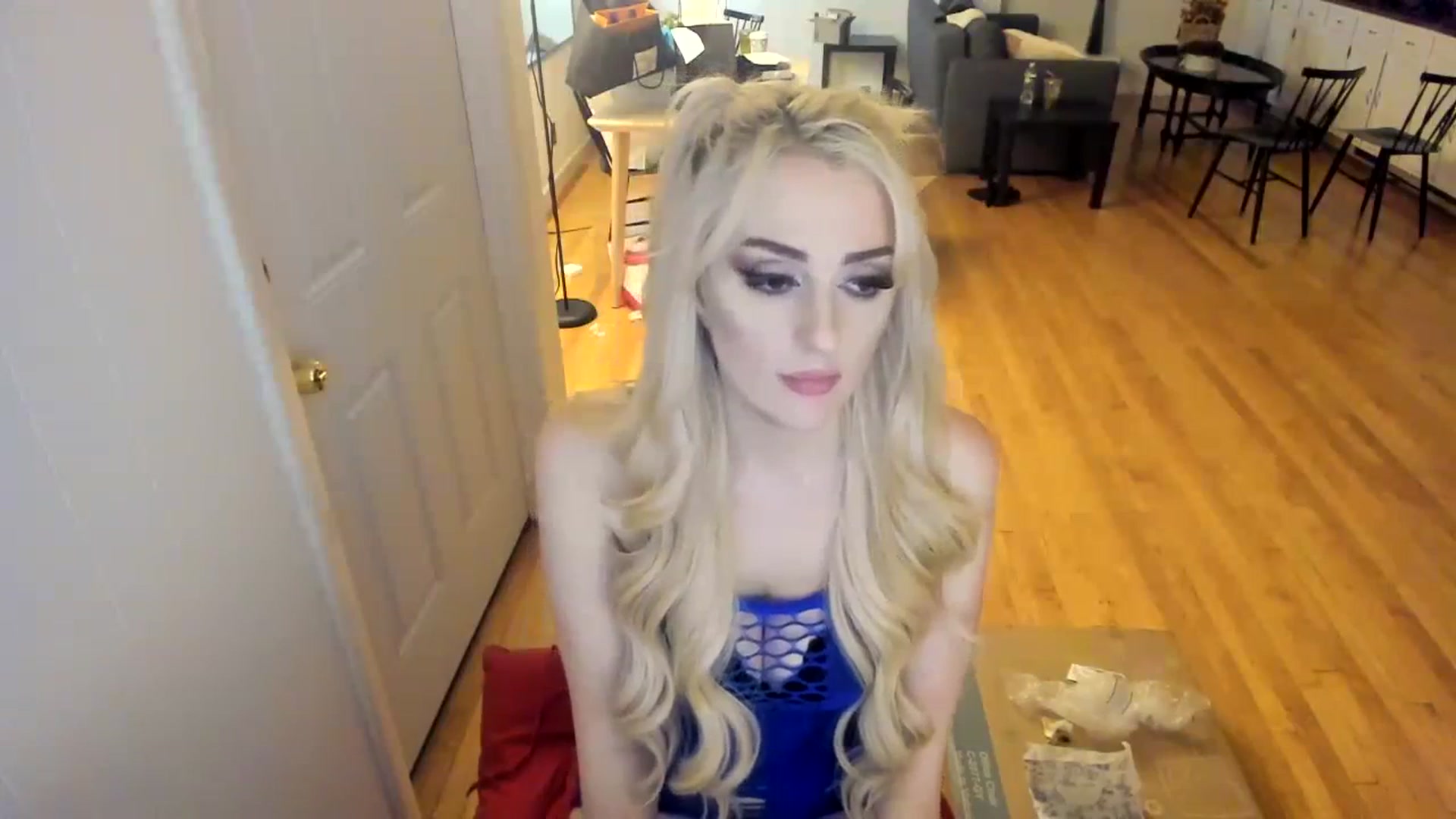Gallery image thumbnail from Milk_Party's myfreecams stream on, 11/16/2023, 06:11 image 7 of 20