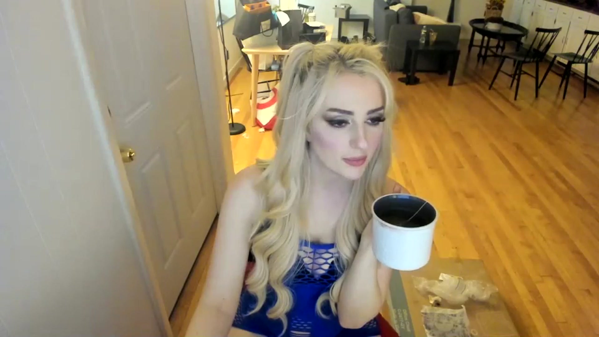 Gallery image thumbnail from Milk_Party's myfreecams stream on, 11/16/2023, 07:37 image 5 of 20
