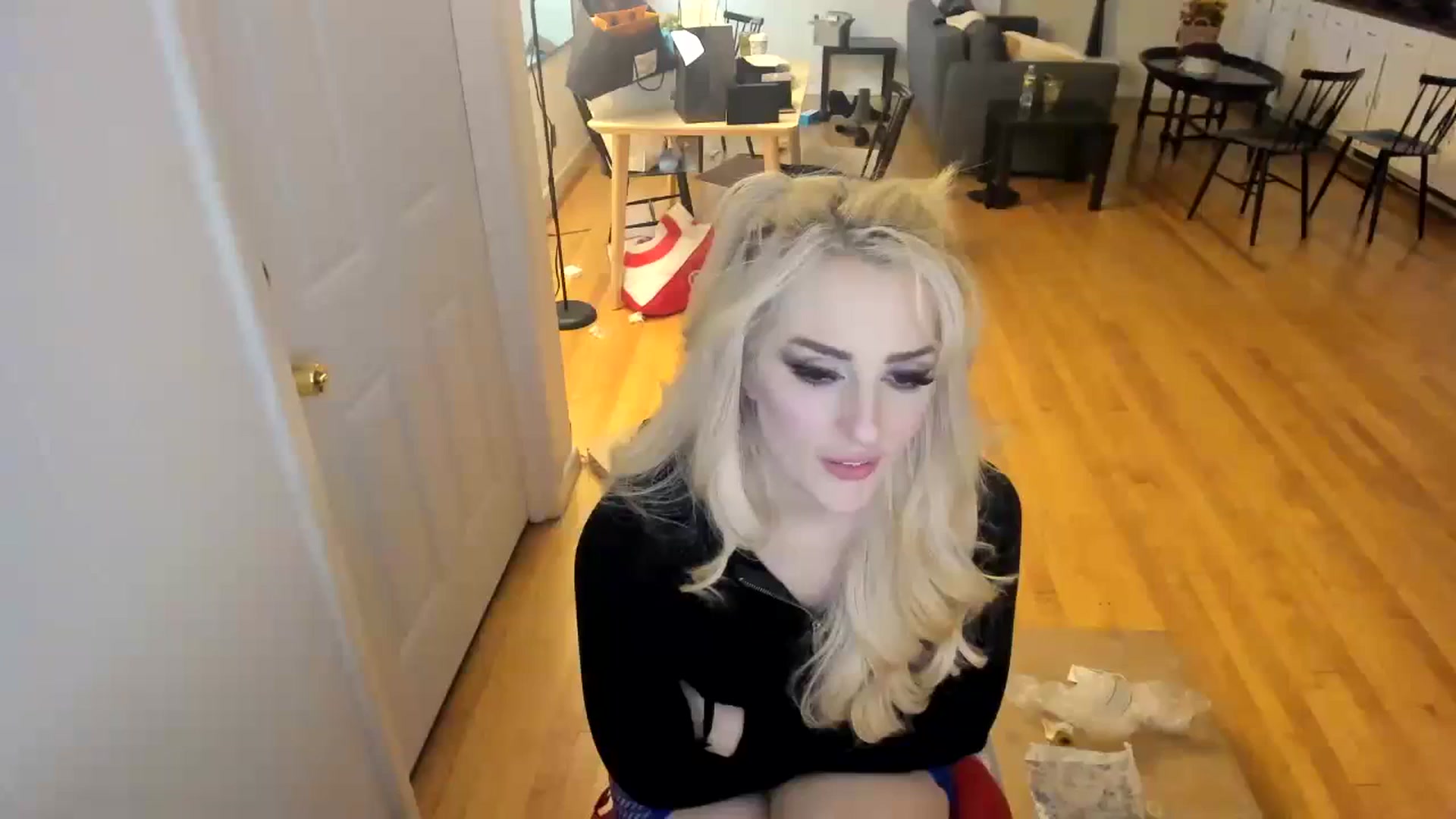 Gallery image thumbnail from Milk_Party's myfreecams stream on, 11/16/2023, 09:46 image 5 of 20