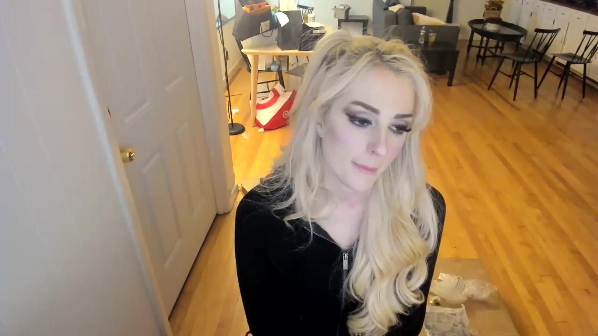 Gallery image thumbnail from Milk_Party's myfreecams stream on, 11/16/2023, 10:46 image 2 of 20