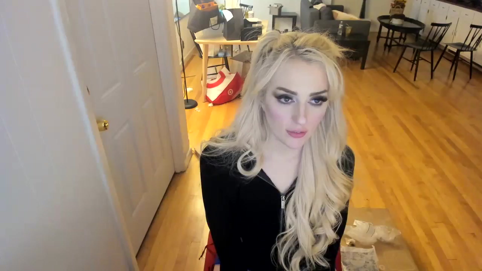Gallery image thumbnail from Milk_Party's myfreecams stream on, 11/16/2023, 10:46 image 18 of 20