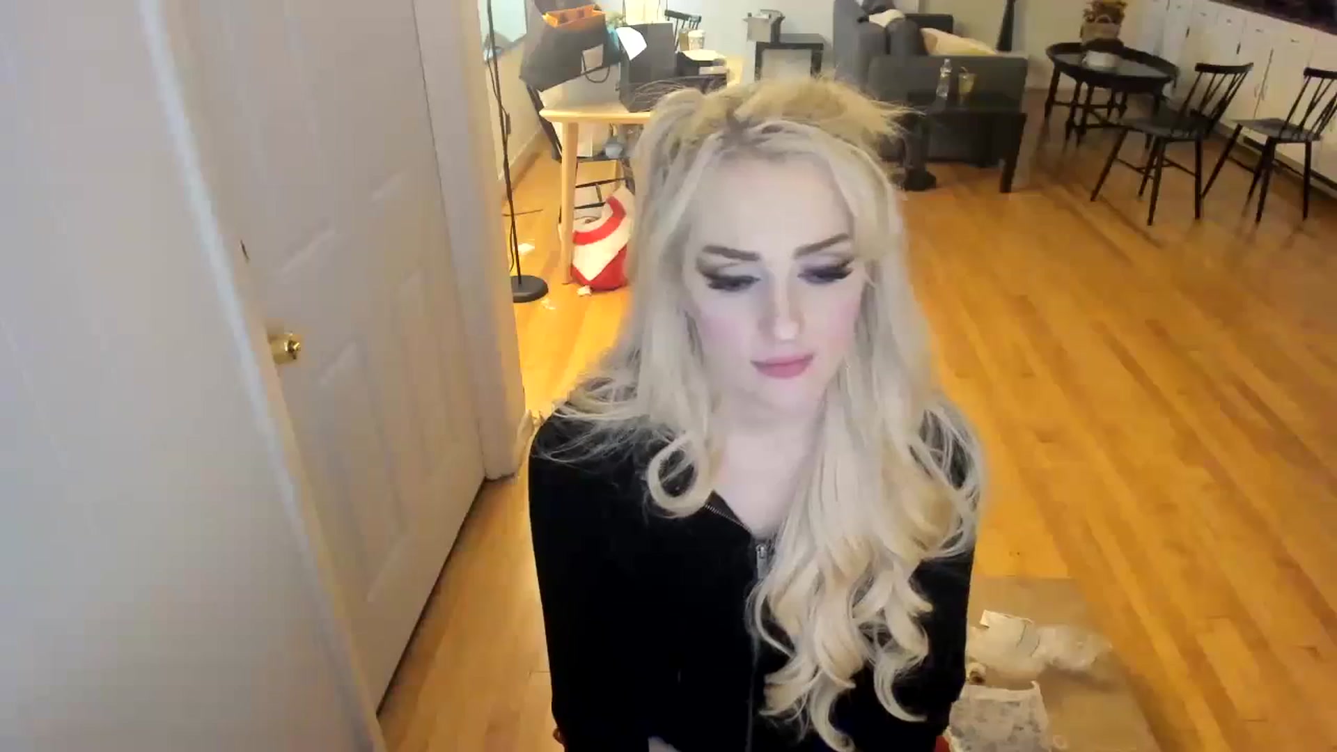 Gallery image thumbnail from Milk_Party's myfreecams stream on, 11/16/2023, 10:46 image 11 of 20