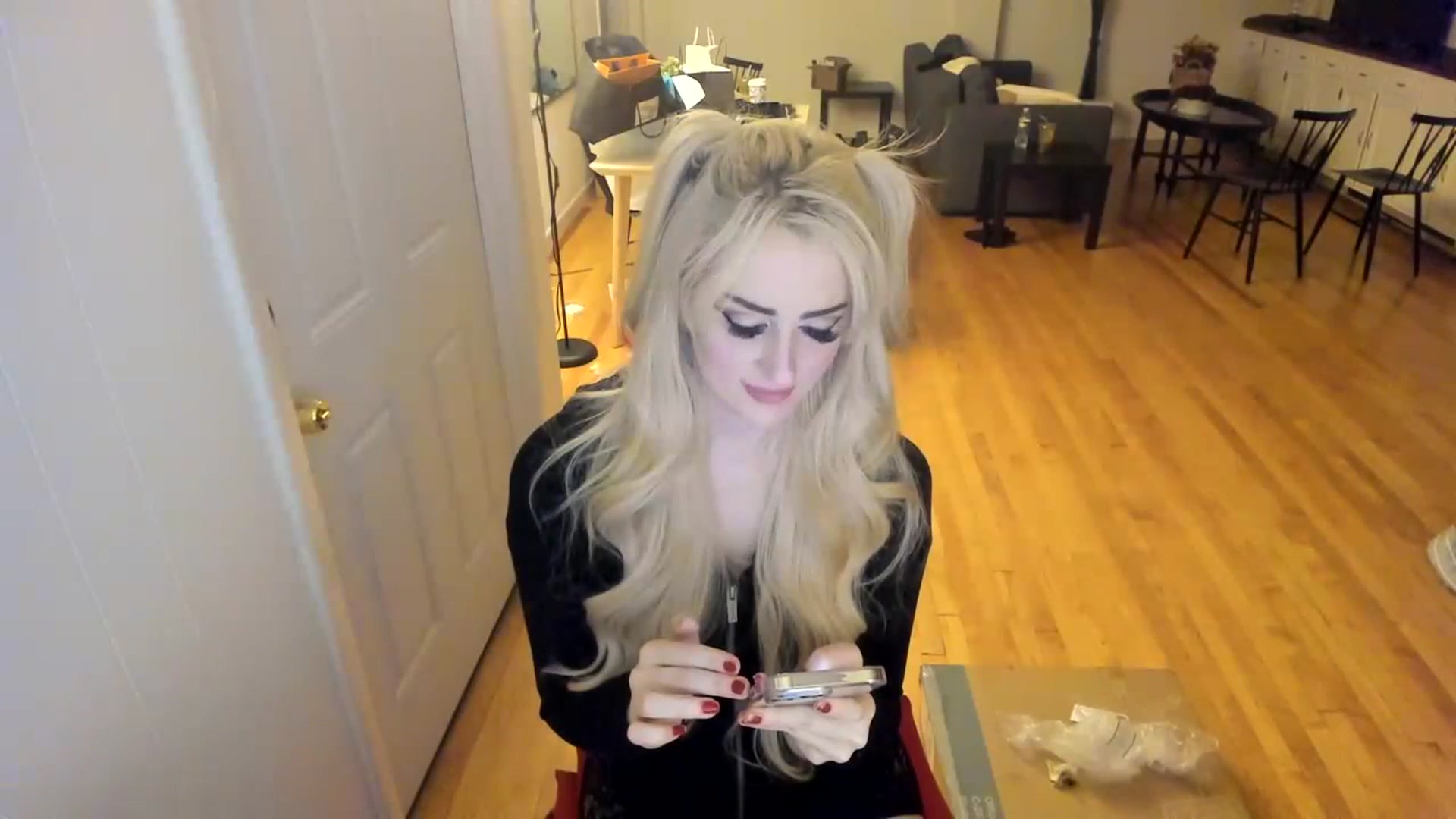 Gallery image thumbnail from Milk_Party's myfreecams stream on, 11/17/2023, 08:38 image 8 of 20