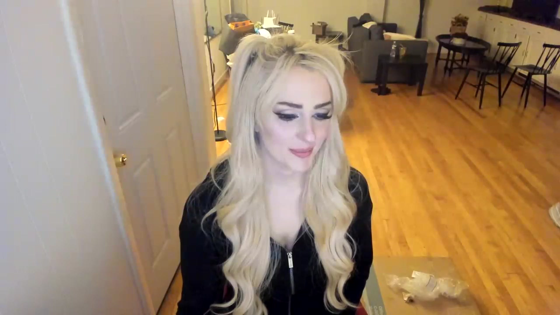 Gallery image thumbnail from Milk_Party's myfreecams stream on, 11/17/2023, 08:38 image 1 of 20